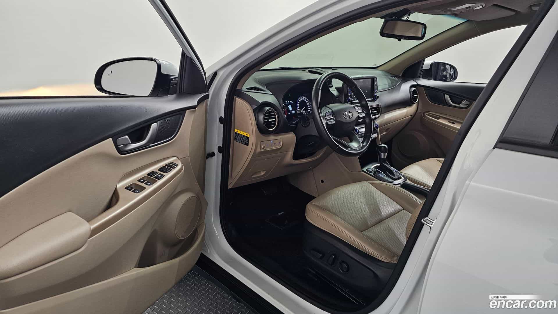 Kona Hyundai 2017.9-INNER-010