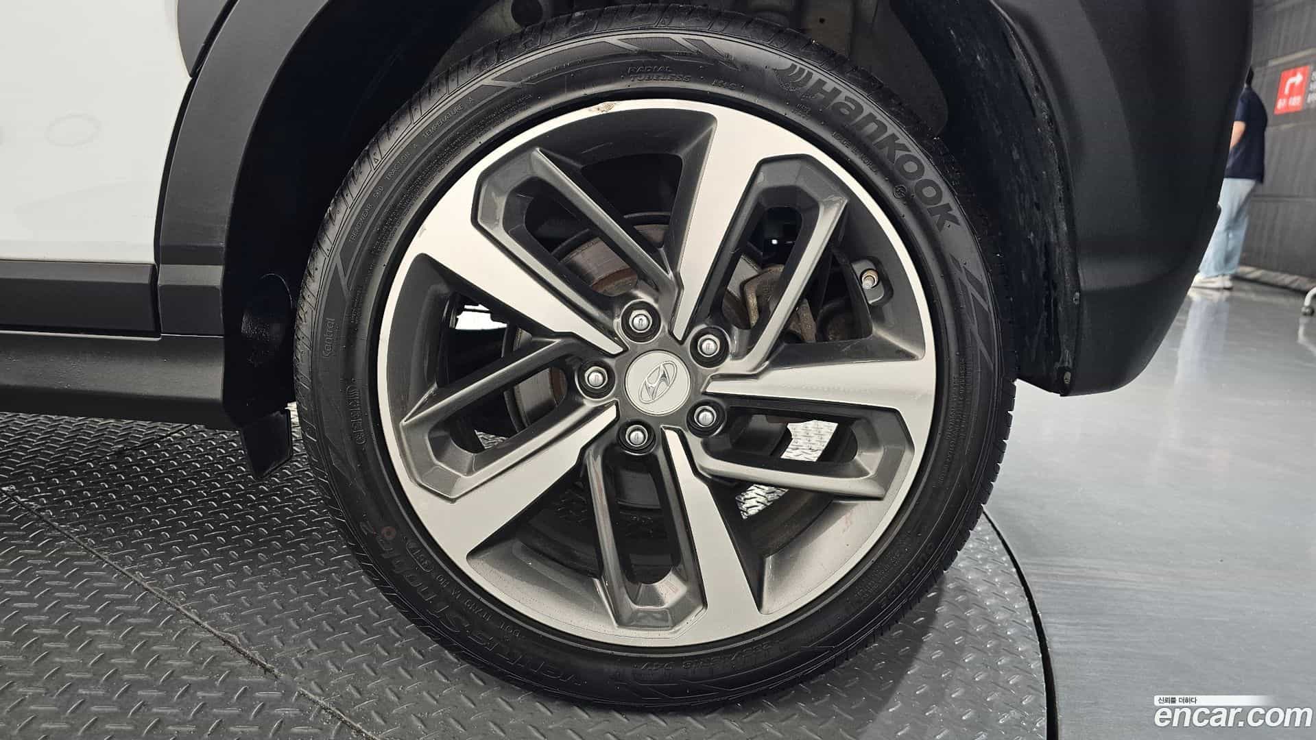 Kona Hyundai 2017.9-OUTER-031