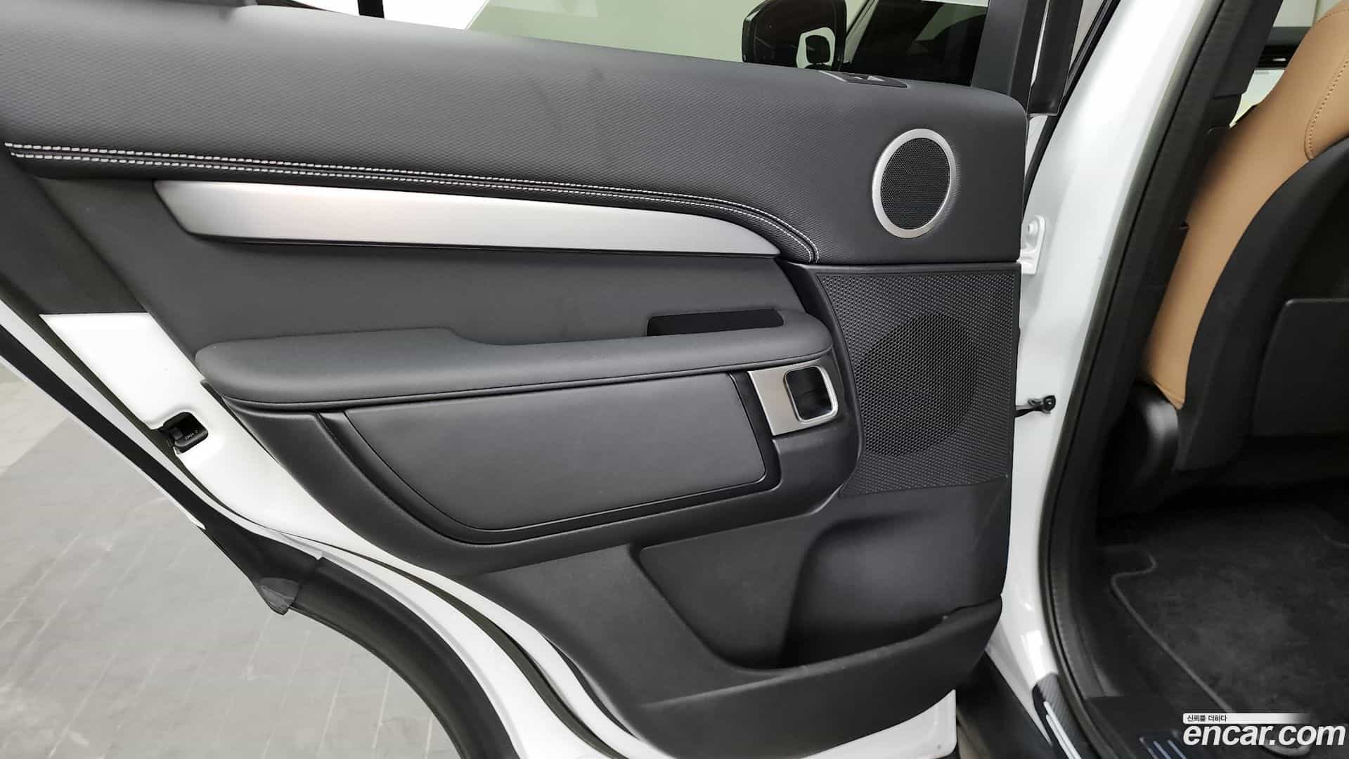 Discovery Land Rover 2023.2-INNER-035