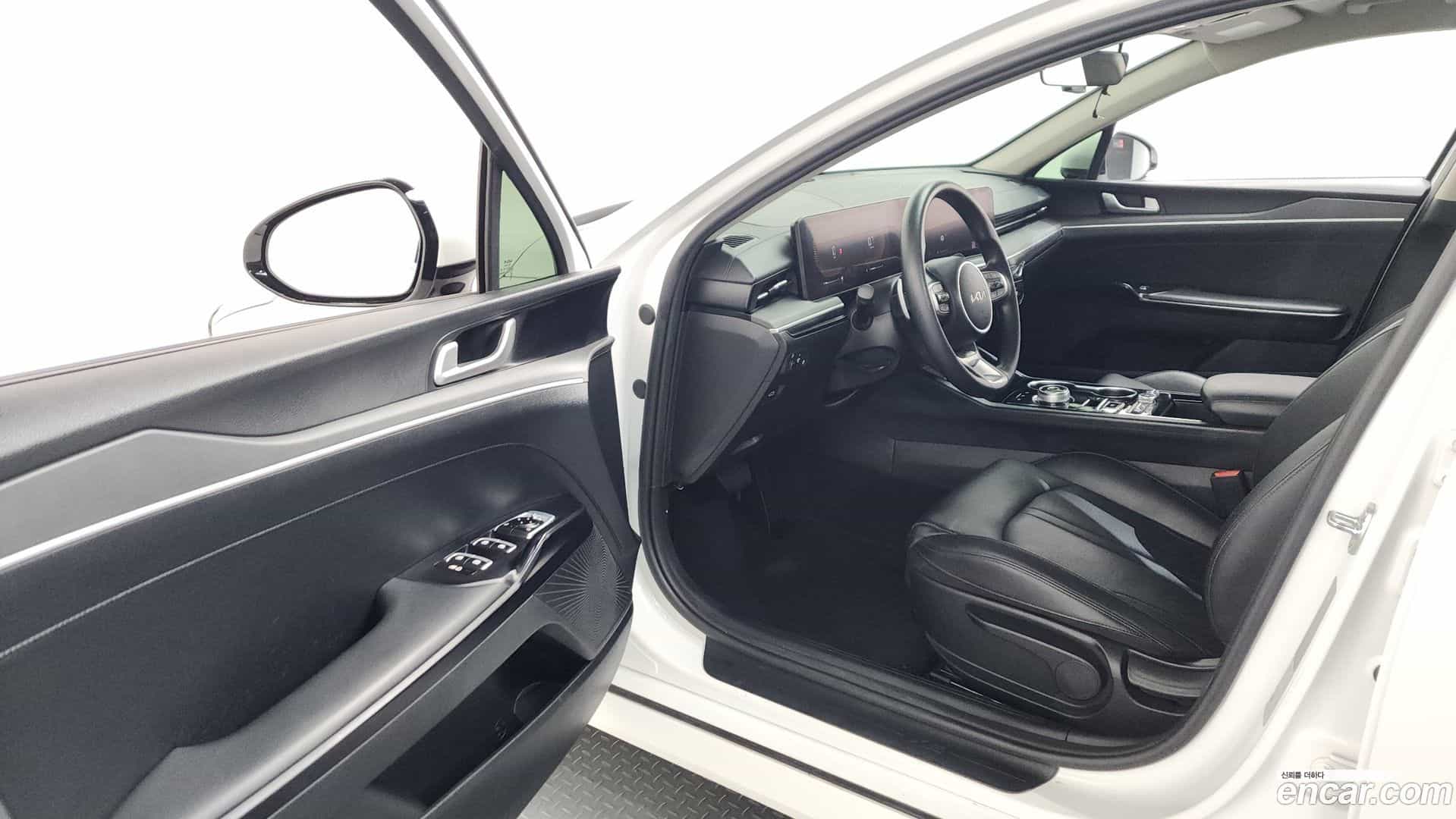 K5 Kia 2024.1-INNER-010