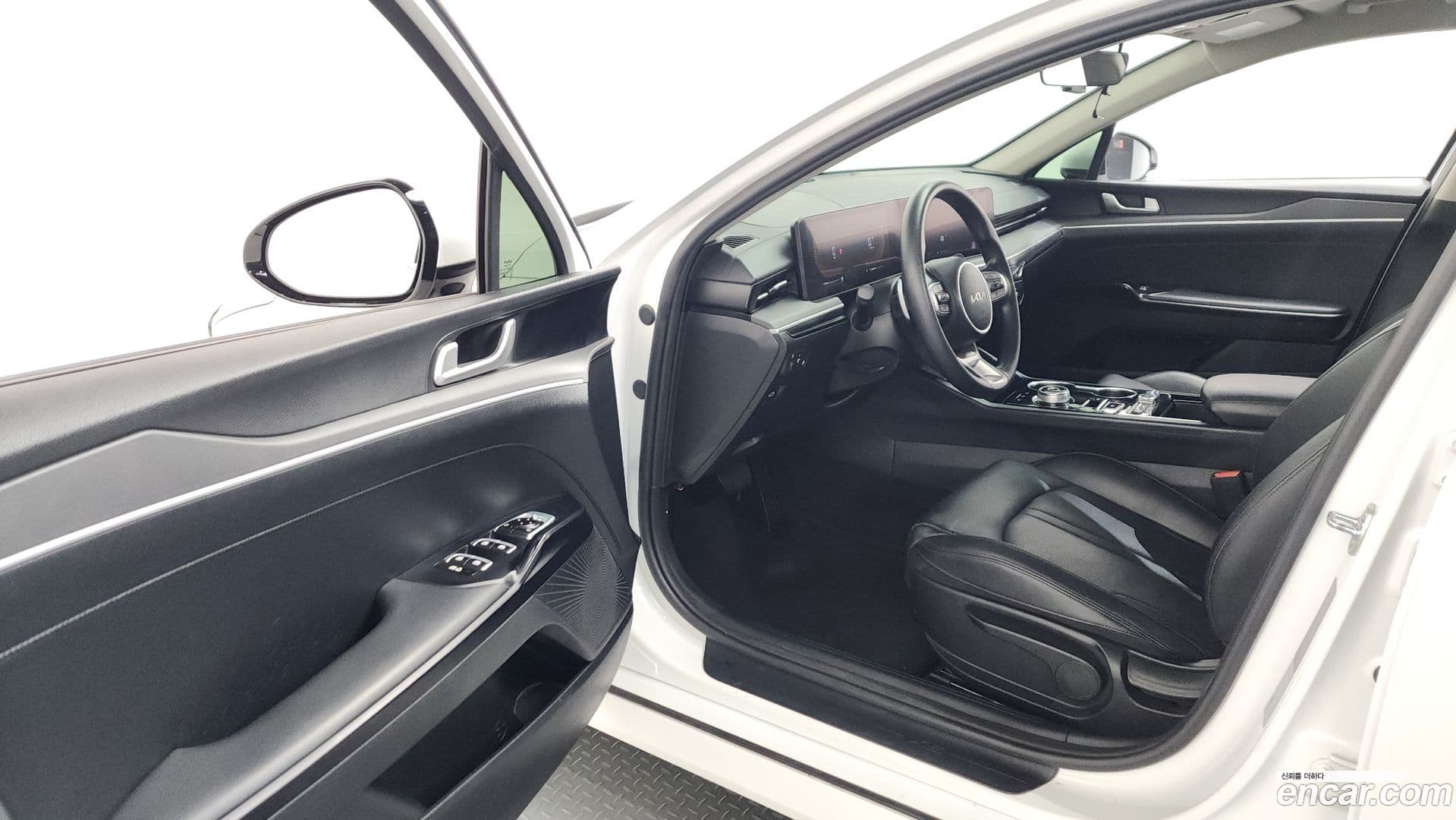 Main__Slider__Photo:K5 Kia 2024.1-9