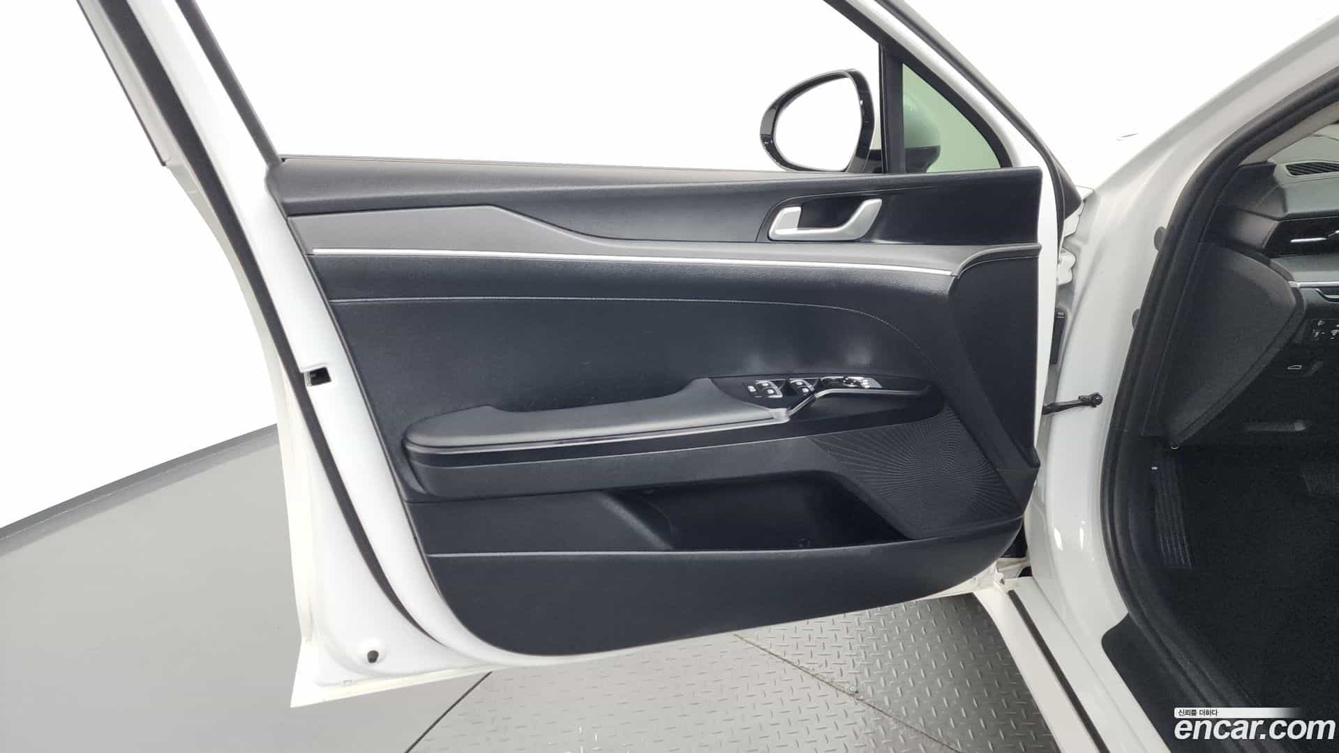 K5 Kia 2024.1-INNER-034