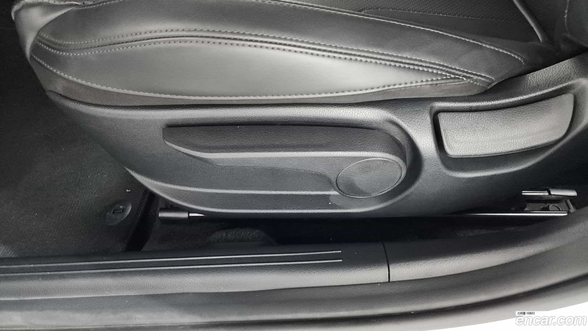 K5 Kia 2024.1-OPTION-044