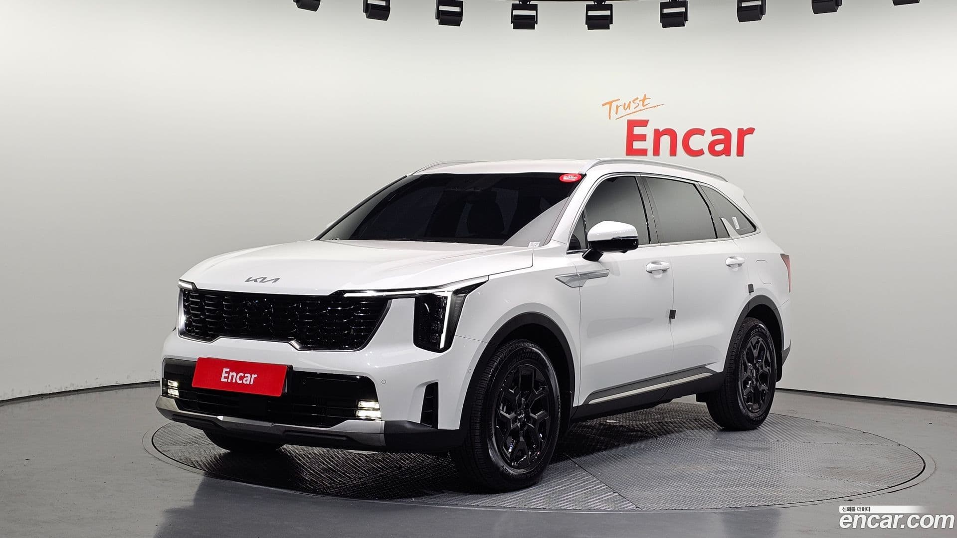 Main__Slider__Photo:Sorento Kia 2025.5-0