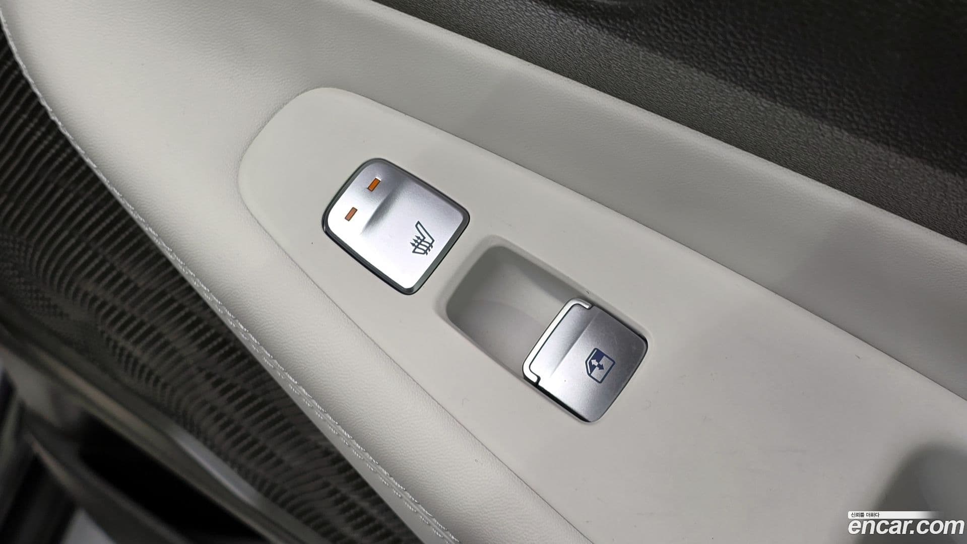 Main__Slider__Photo:Santafe Hyundai 2023.2-28