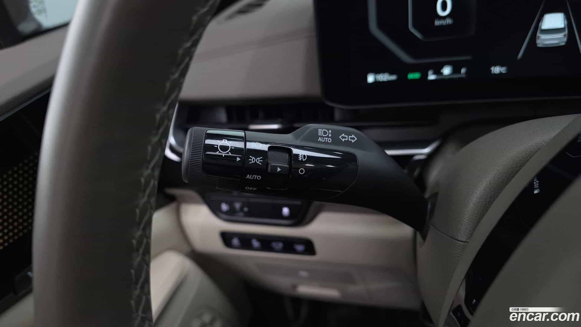 Canival Kia 2024.9-OPTION-043