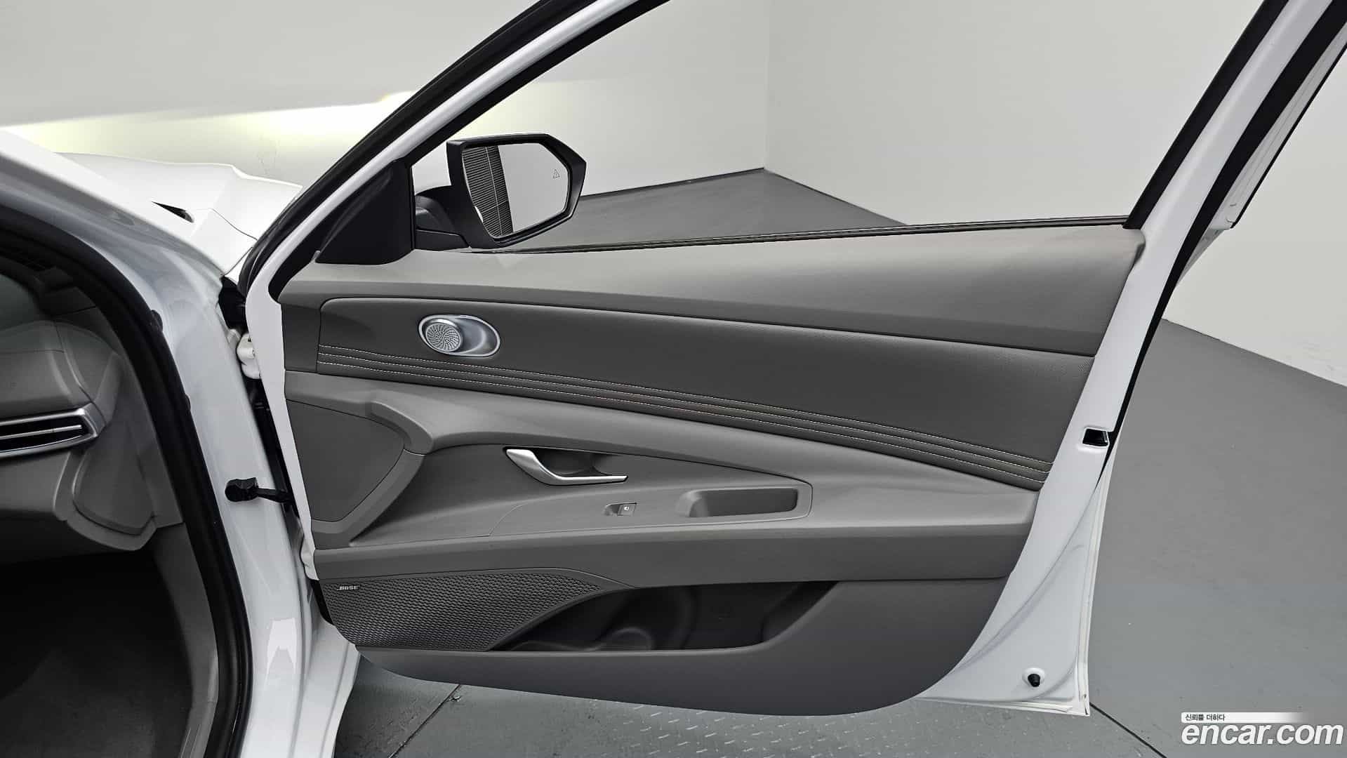 AVANTE Hyundai 2023.6-INNER-034