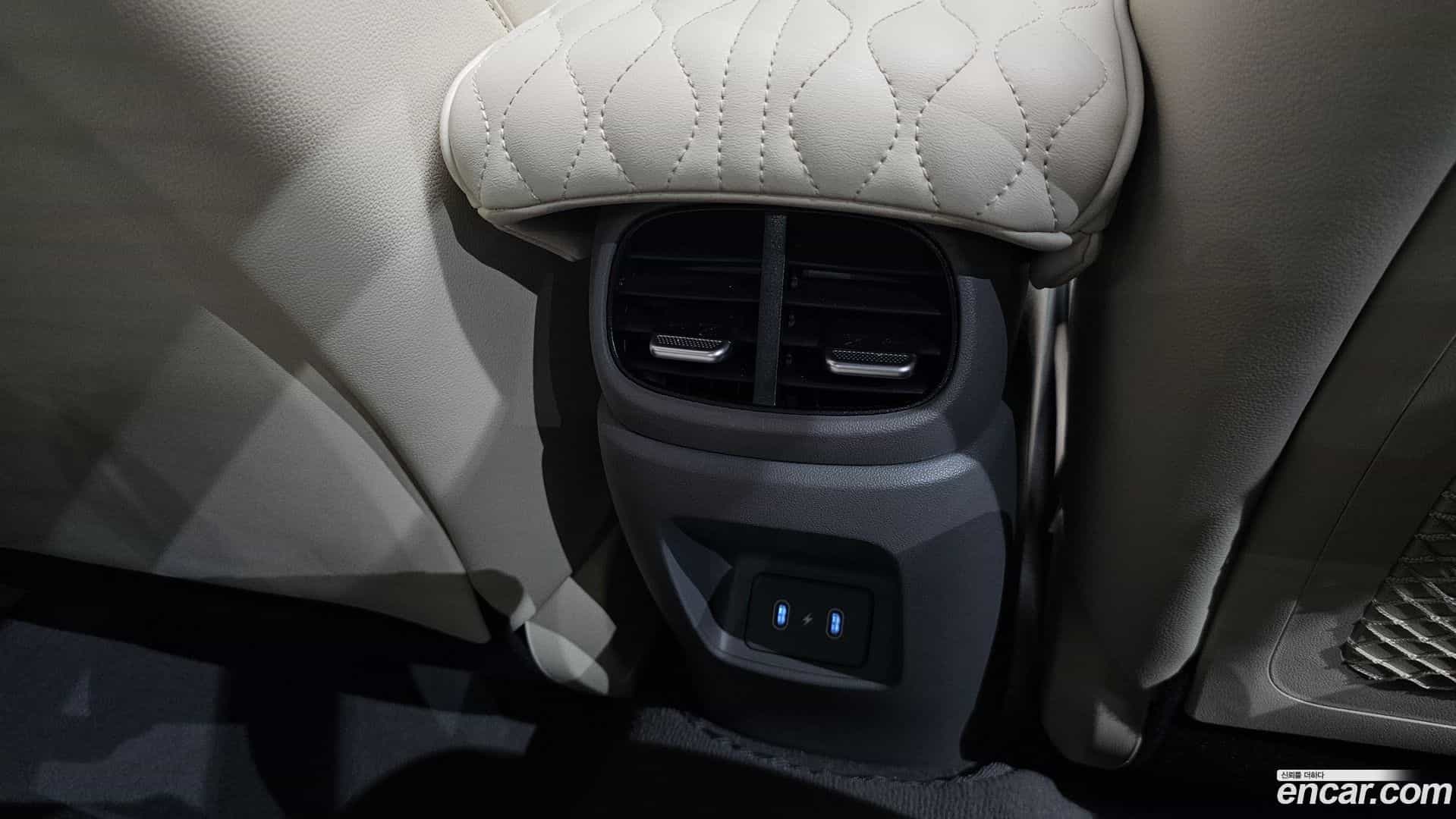 AVANTE Hyundai 2023.6-OPTION-043