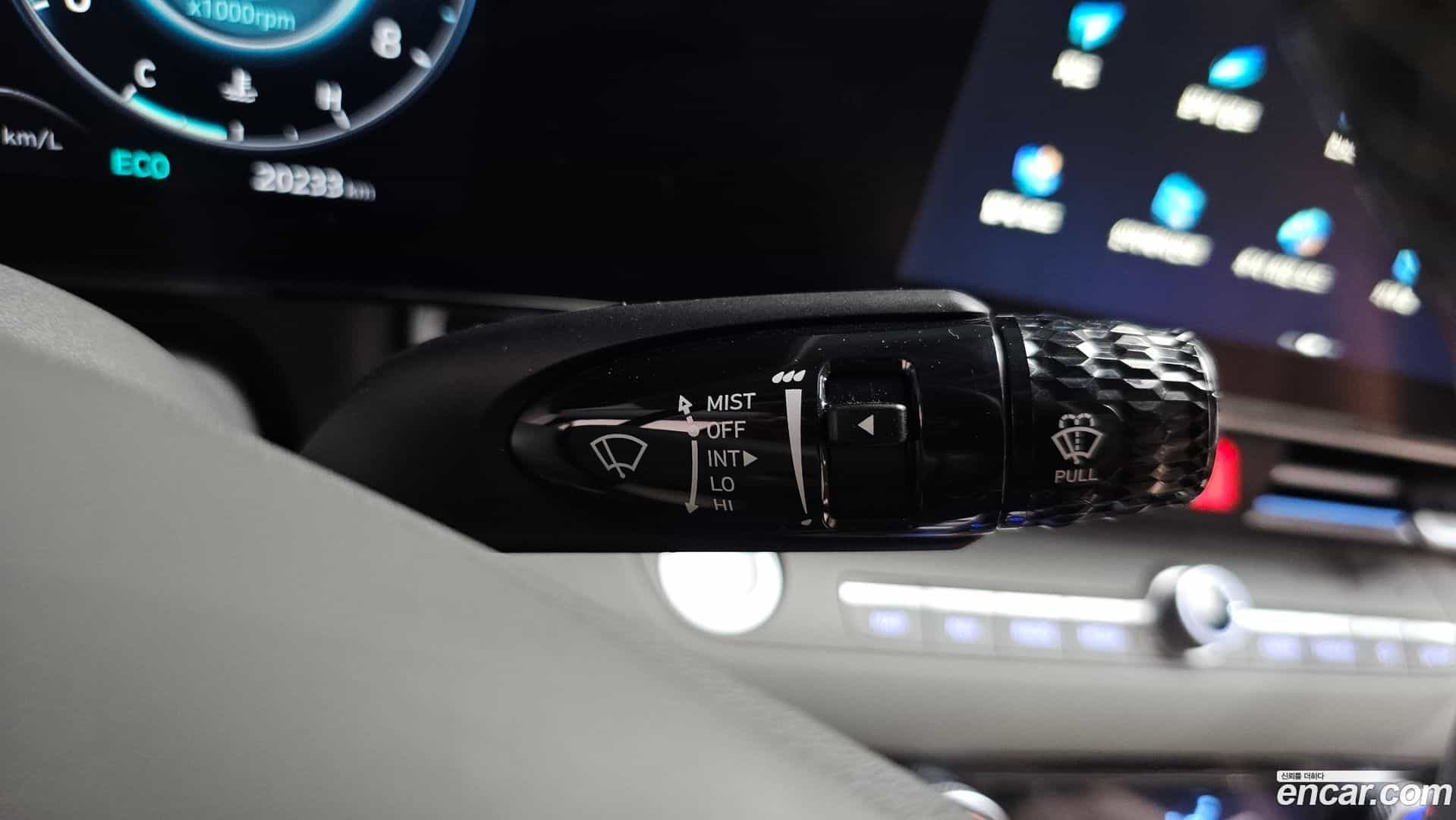 AVANTE Hyundai 2023.6-OPTION-046