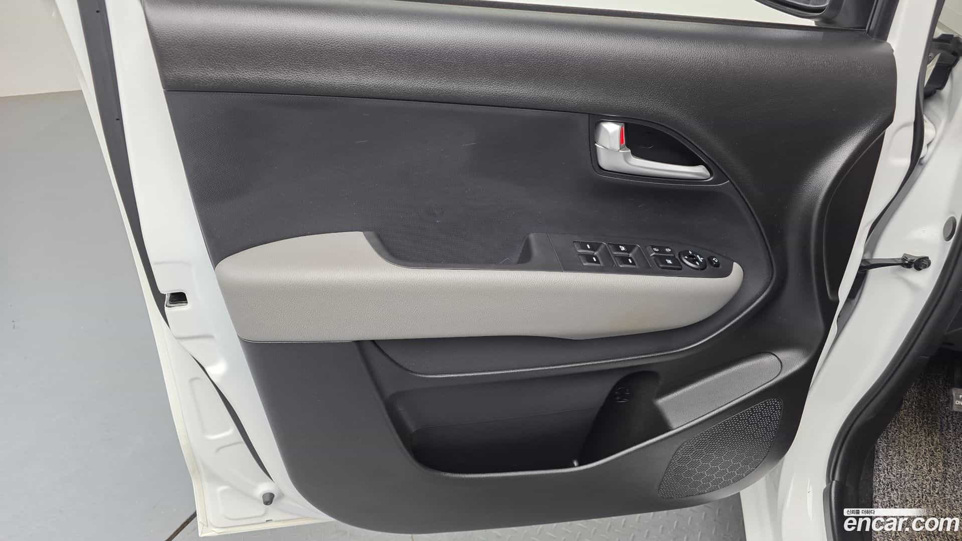 RAY Kia 2022.6-INNER-034