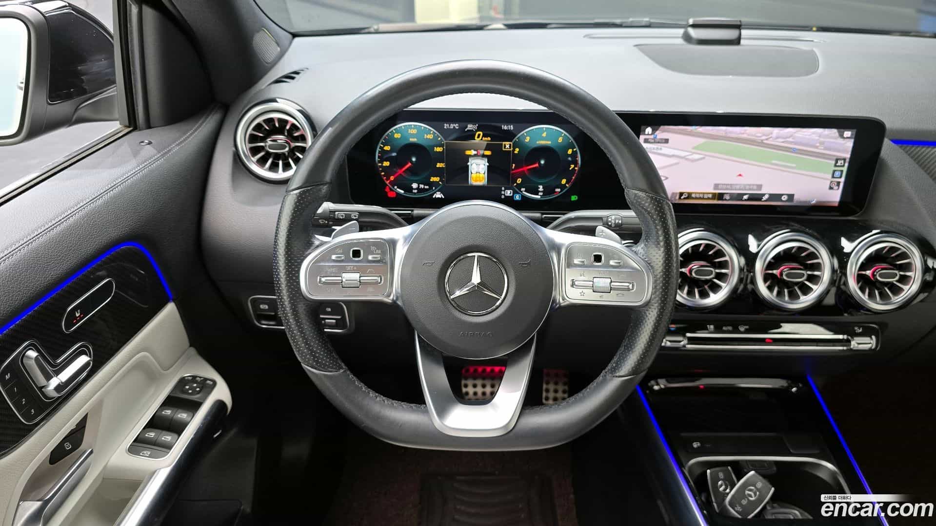 GLA-Class Mercedes-Benz 2021.4-OPTION-016