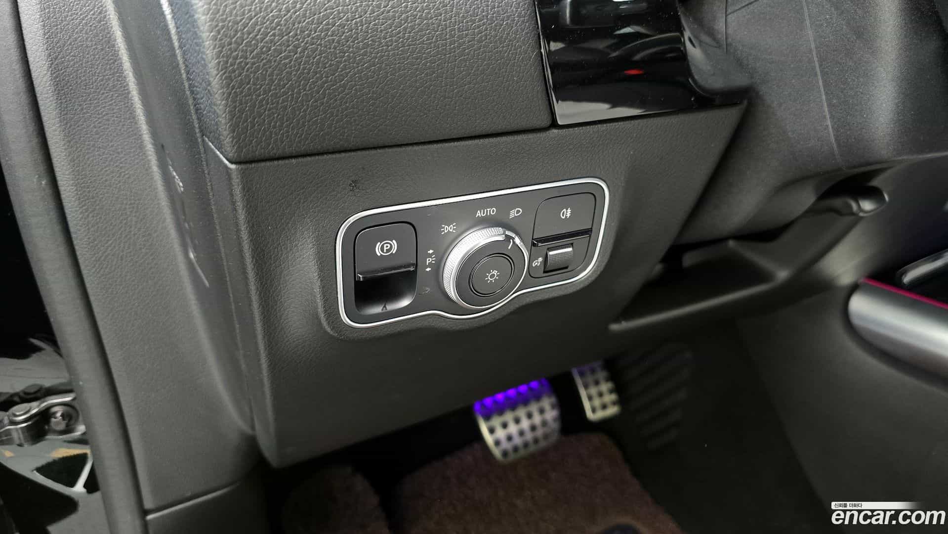 GLA-Class Mercedes-Benz 2021.4-OPTION-018