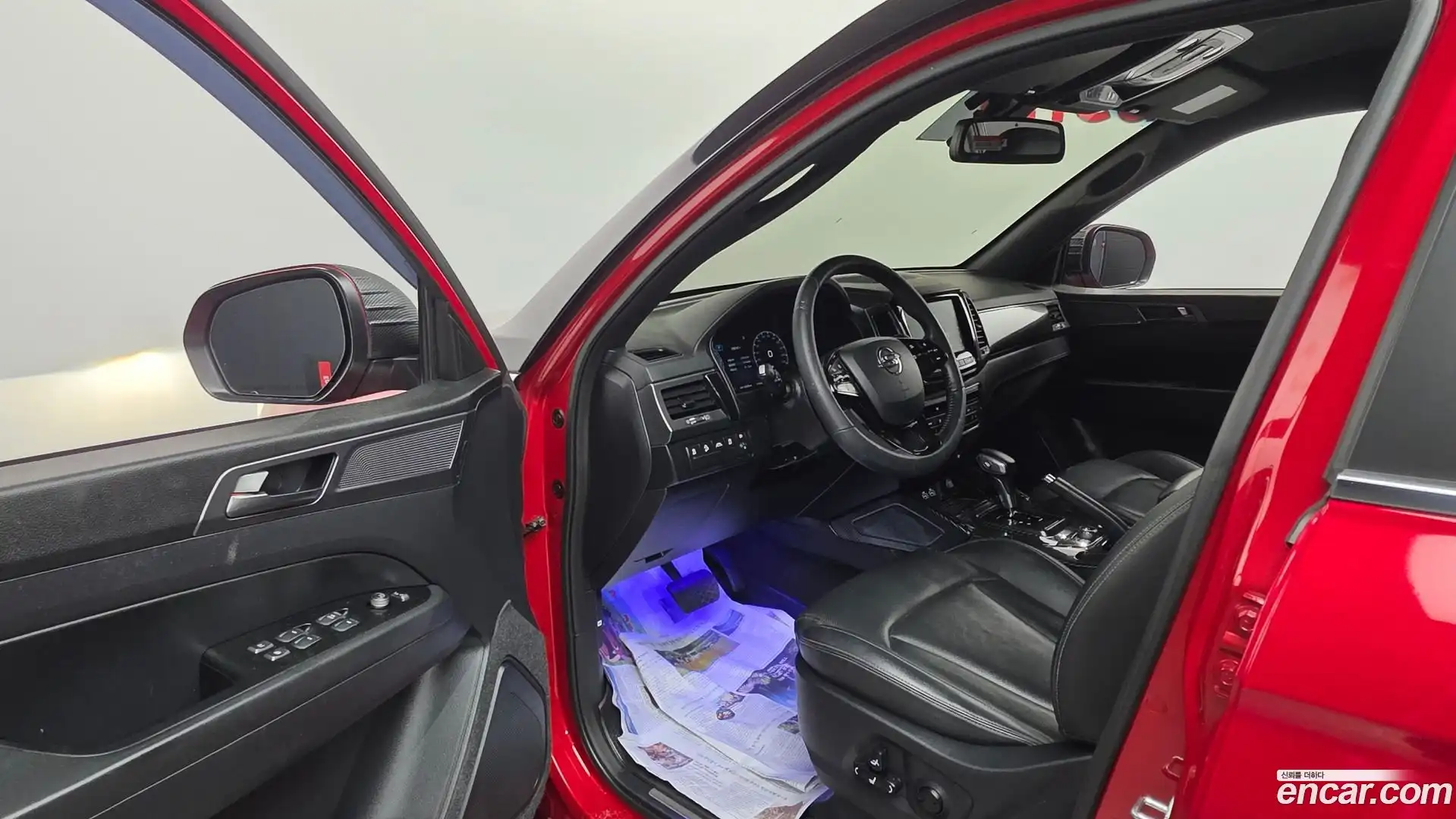 Rexton KG Mobility 2022.2-INNER-010