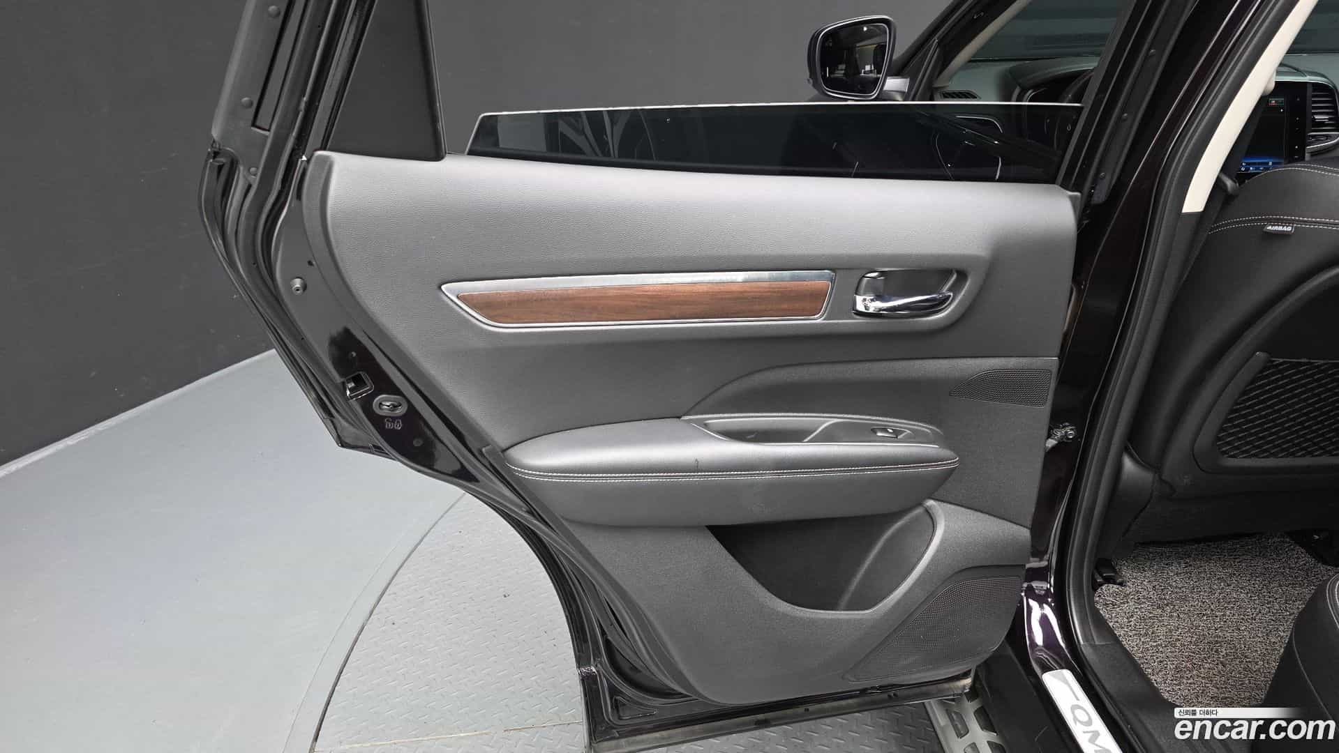 QM6 Renault Korea 2019.10-INNER-035