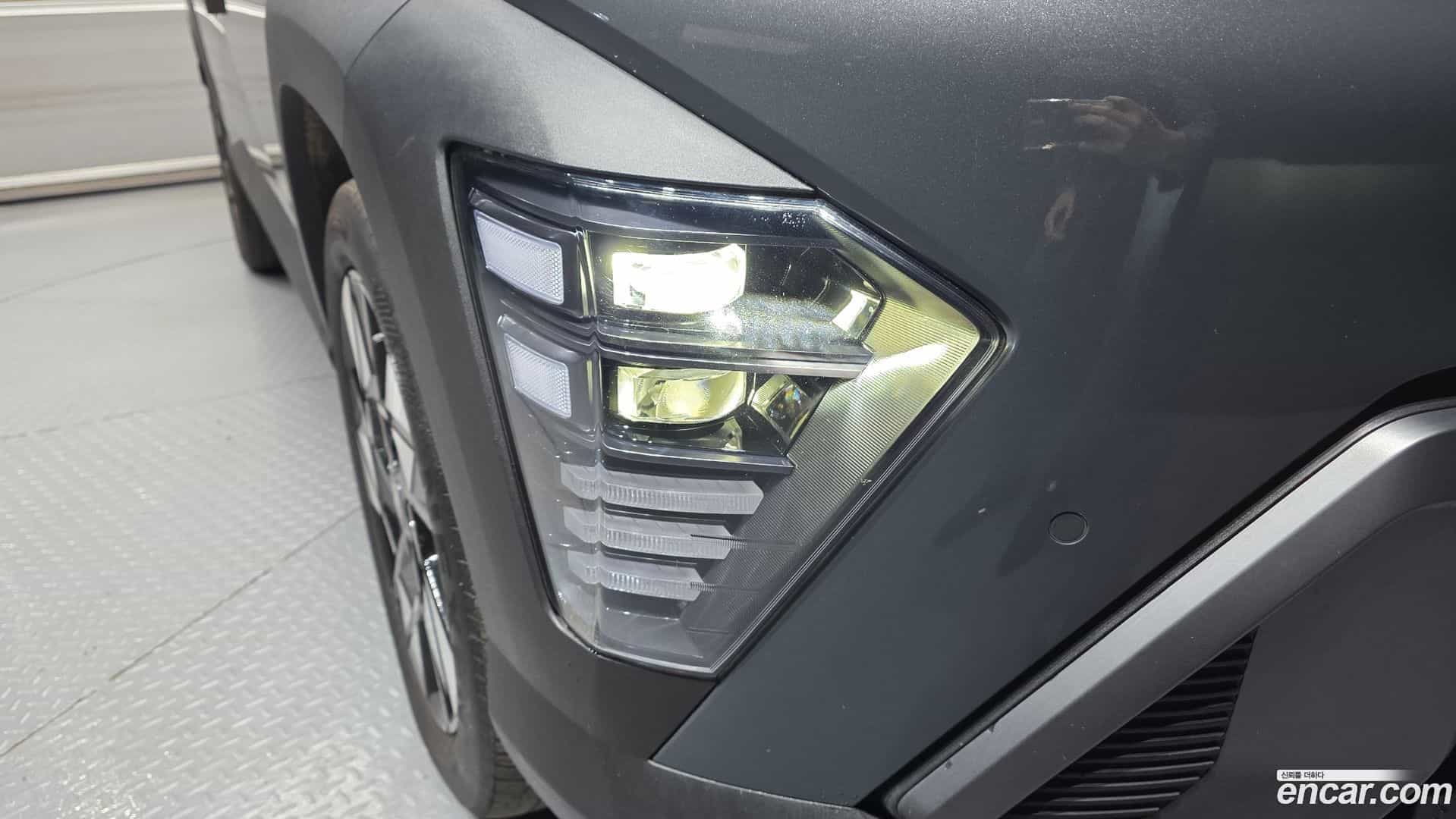 Kona Hyundai 2023.6-OUTER-032