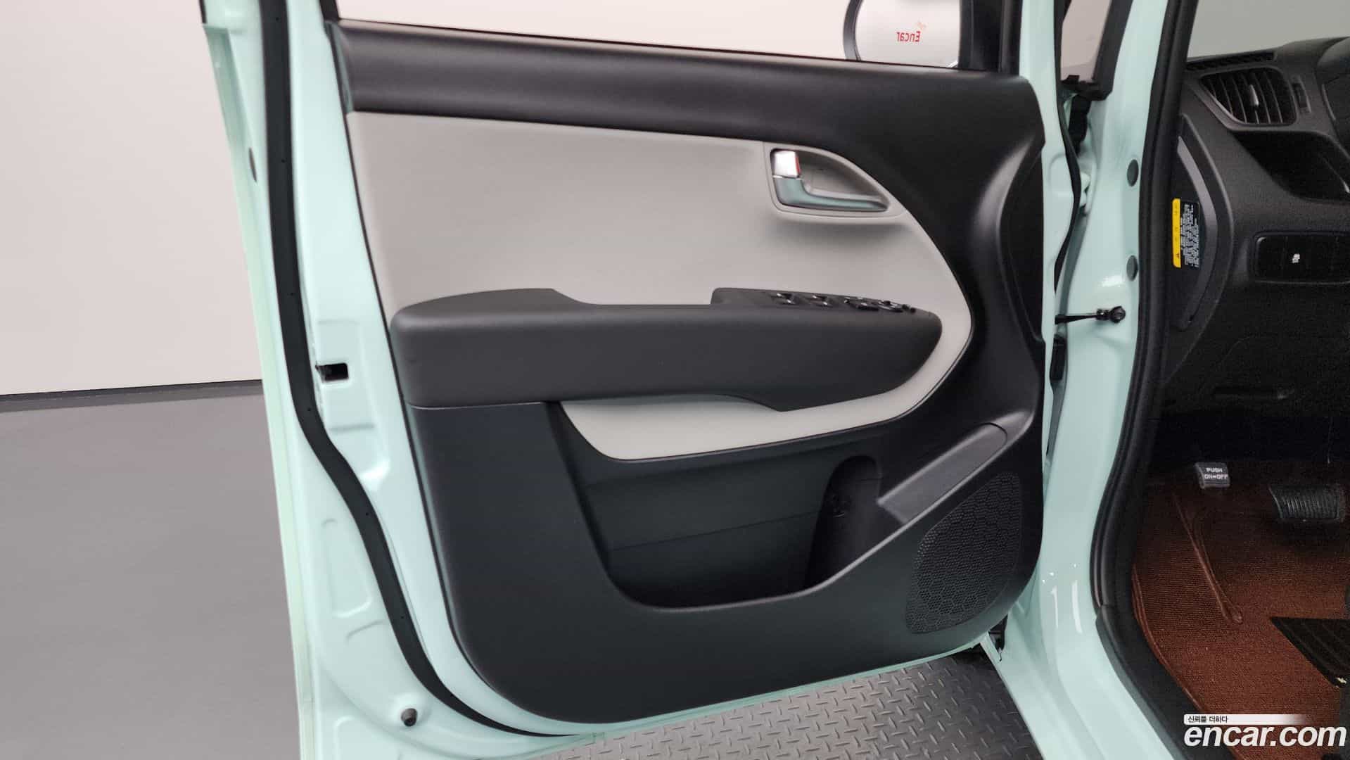 RAY Kia 2023.10-INNER-034
