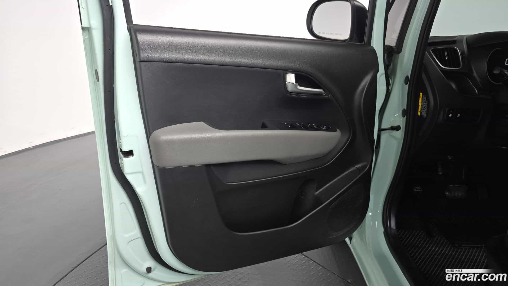 RAY Kia 2020.2-INNER-034