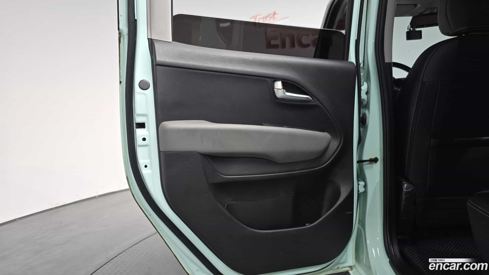 RAY Kia 2020.2-INNER-035