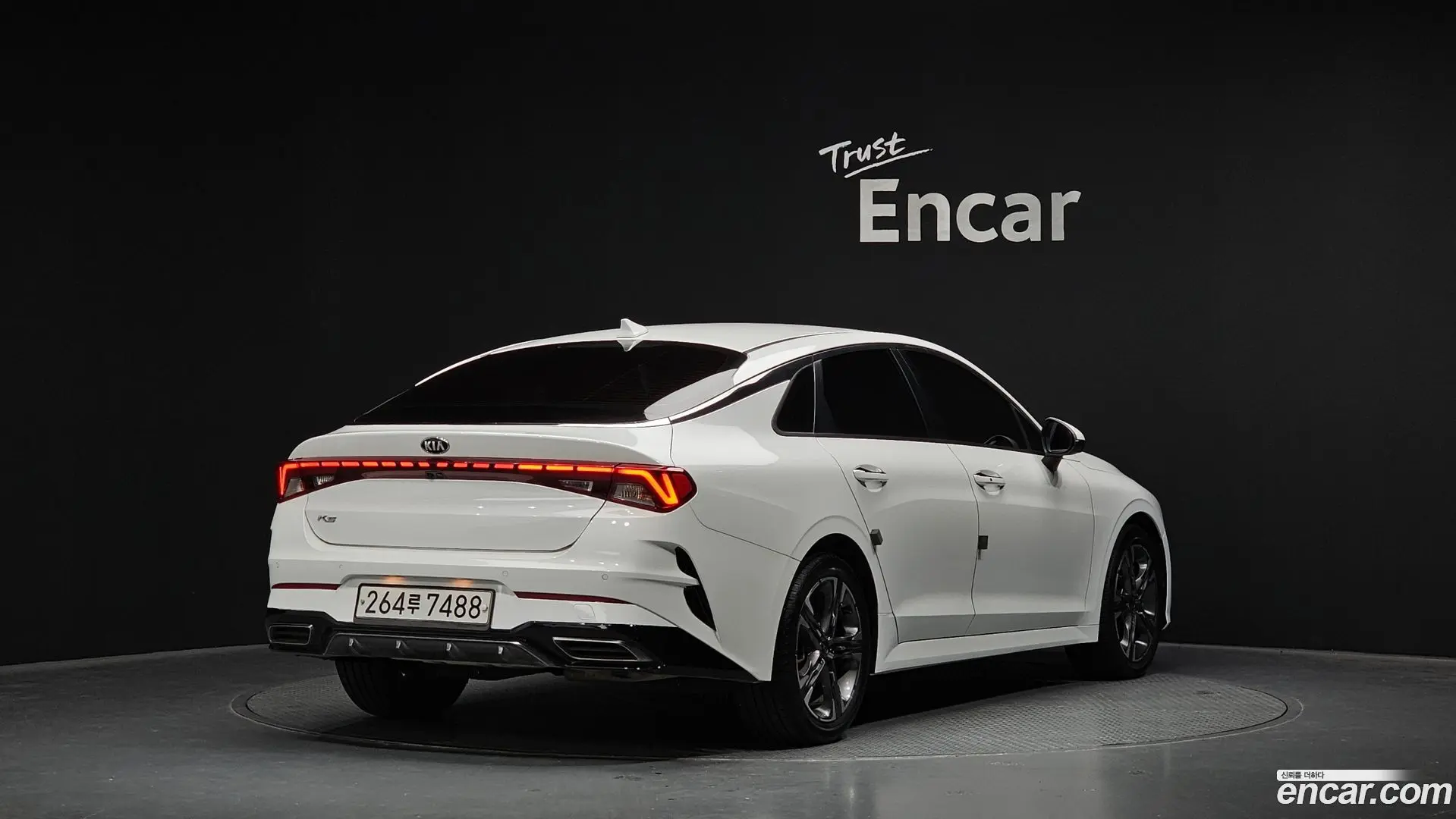 Main__Slider__Photo:K5 Kia 2020.3-1