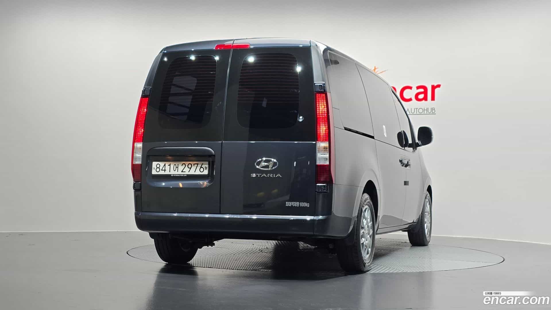 Staria Hyundai 2022.1-OUTER-004