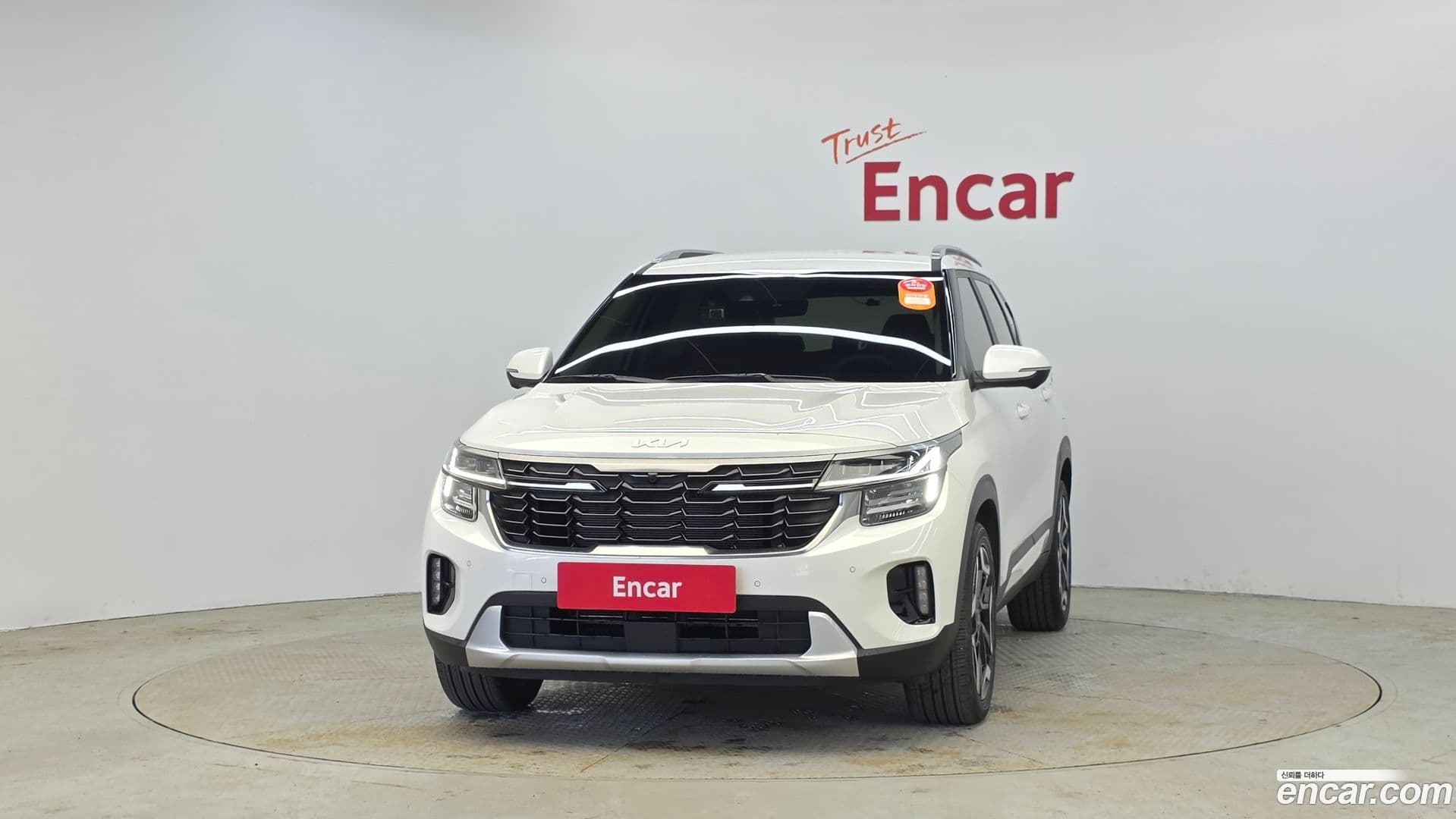 Main__Slider__Photo:Seltos Kia 2022.9-2