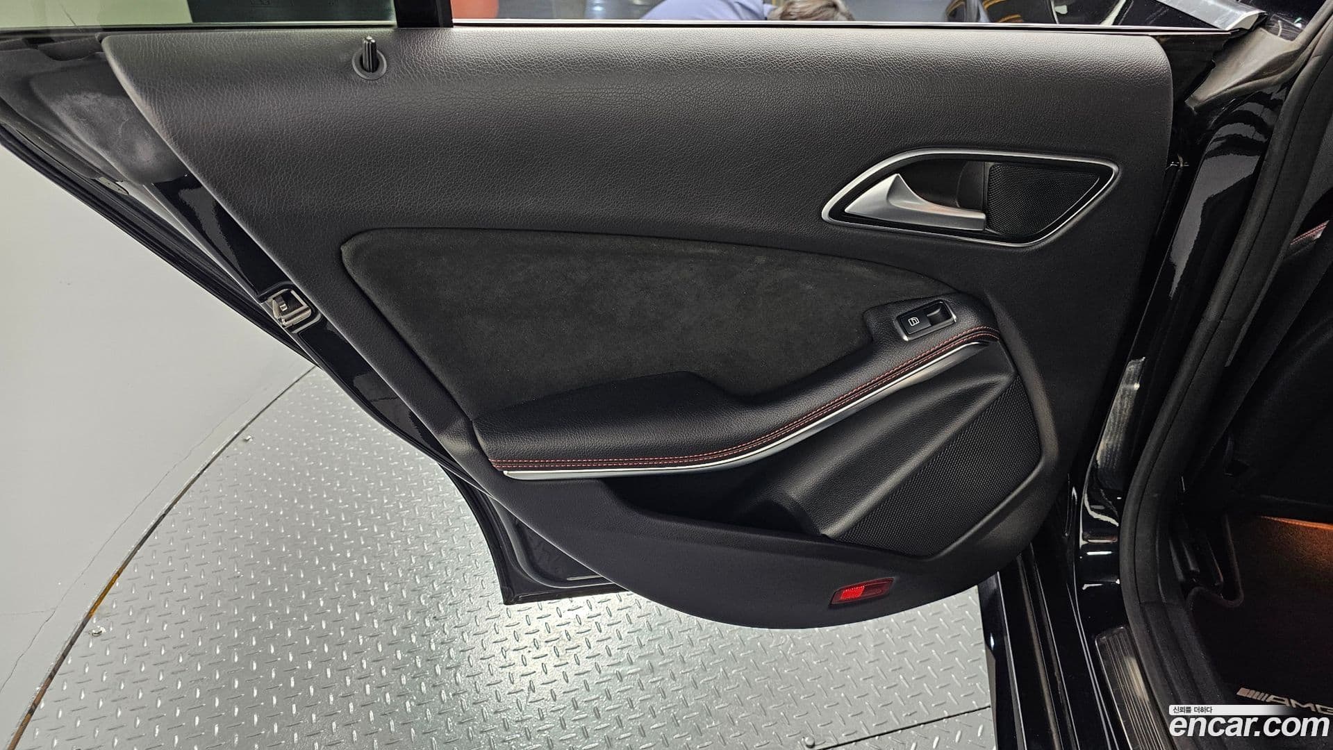Main__Slider__Photo:CLA-Class Mercedes-Benz 2018.4-24