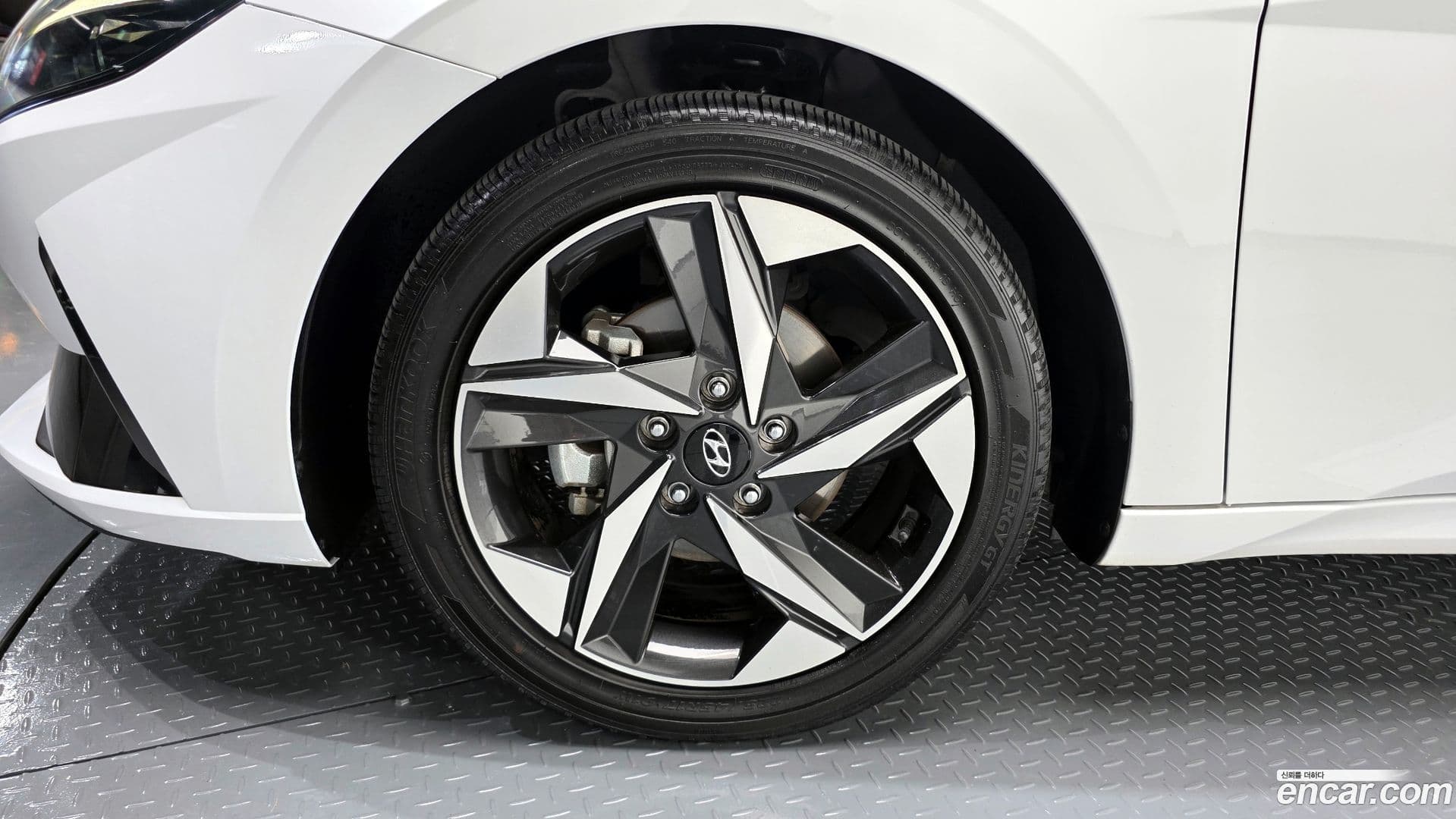 Main__Slider__Photo:AVANTE Hyundai 2020.10-4