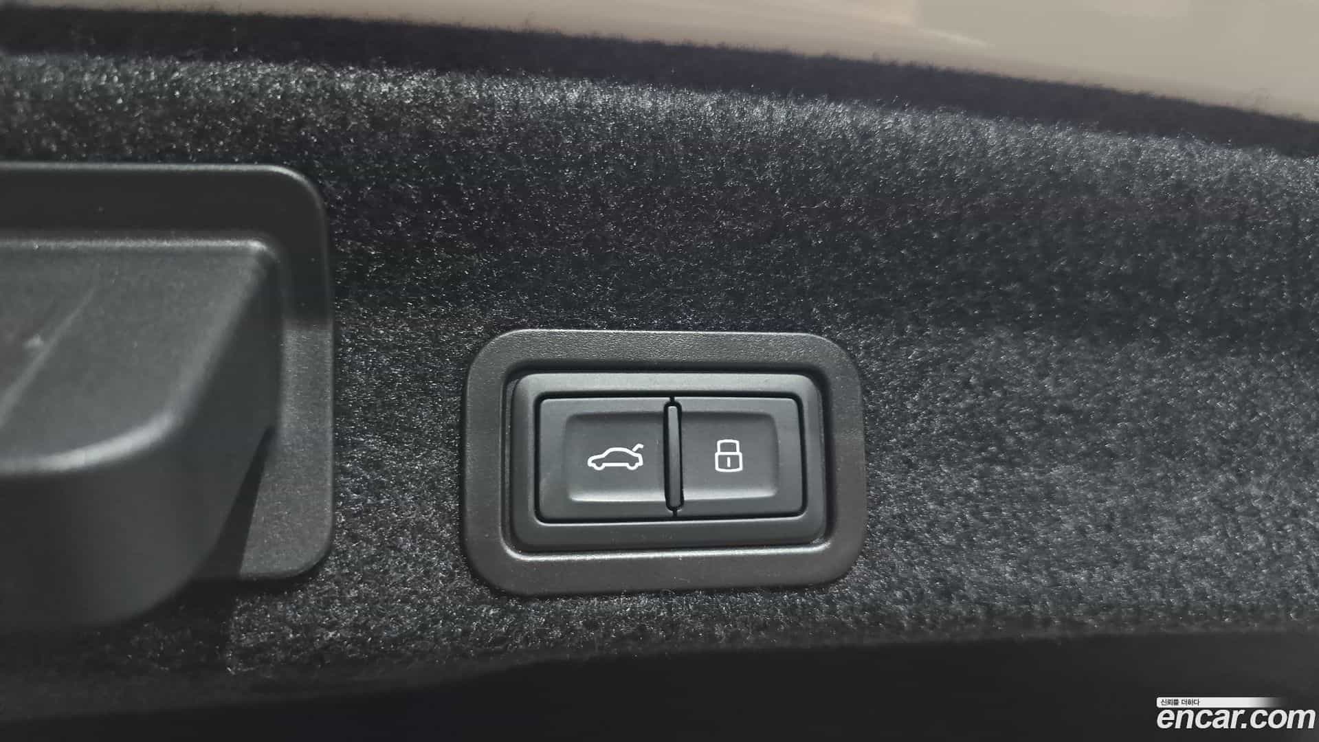 A6 Audi 2023.11-OPTION-024