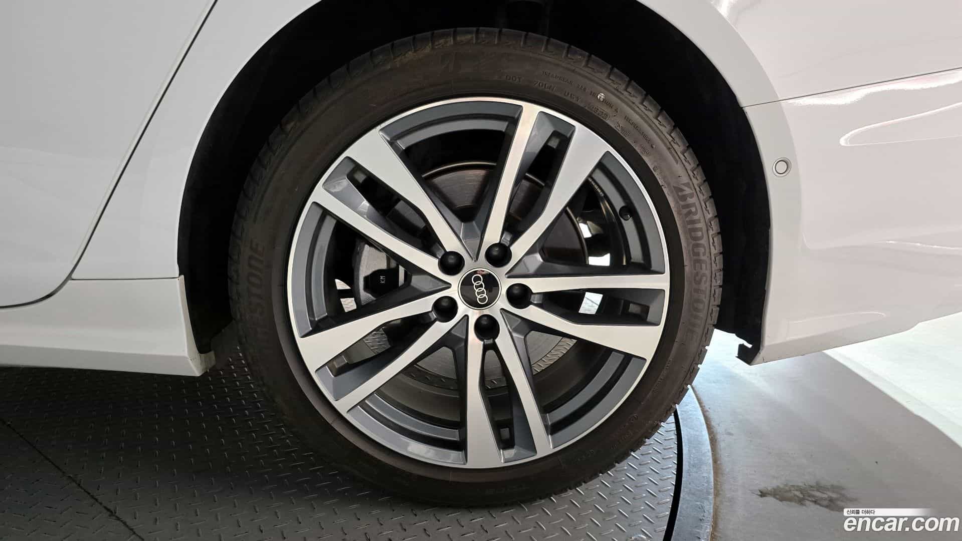 A6 Audi 2023.11-OUTER-031