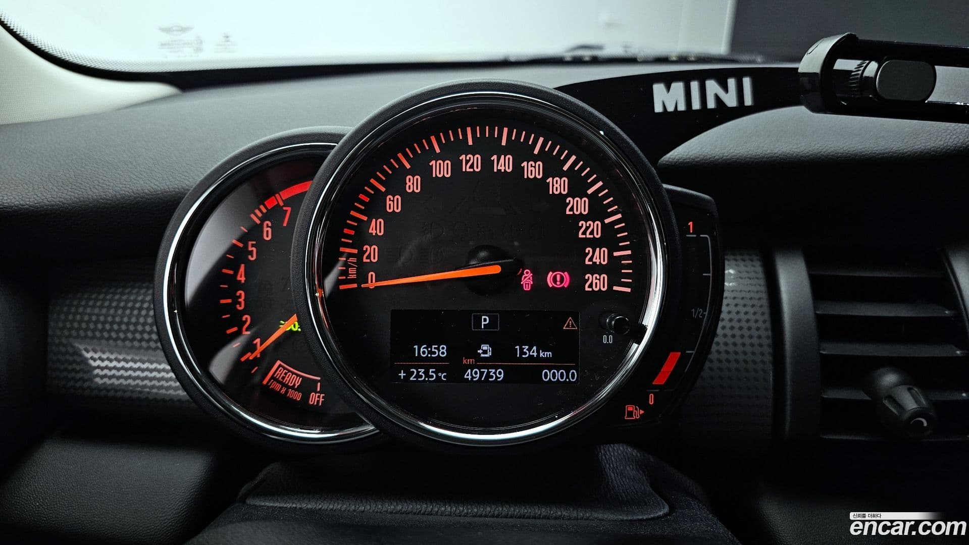 Main__Slider__Photo:Cooper Mini 2020.4-7