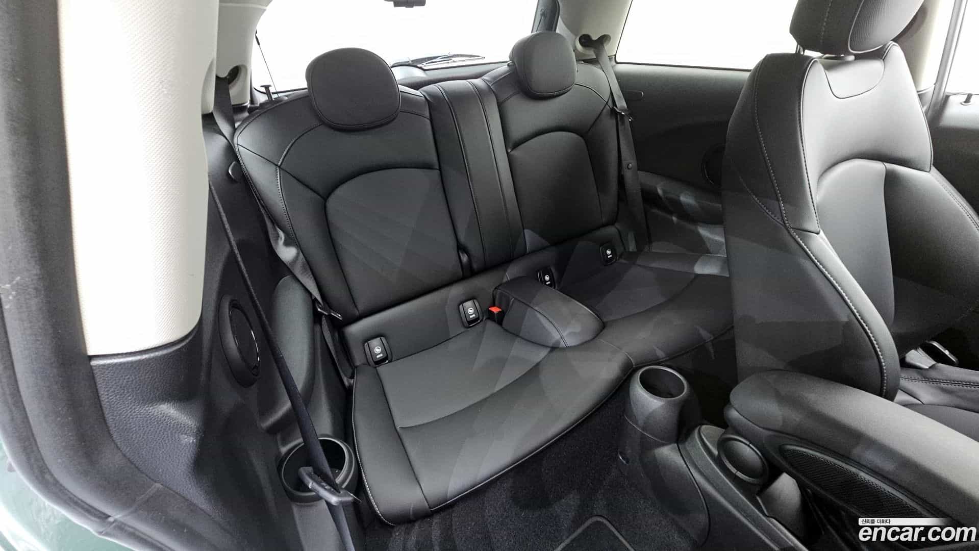 Cooper Mini 2020.4-OPTION-015
