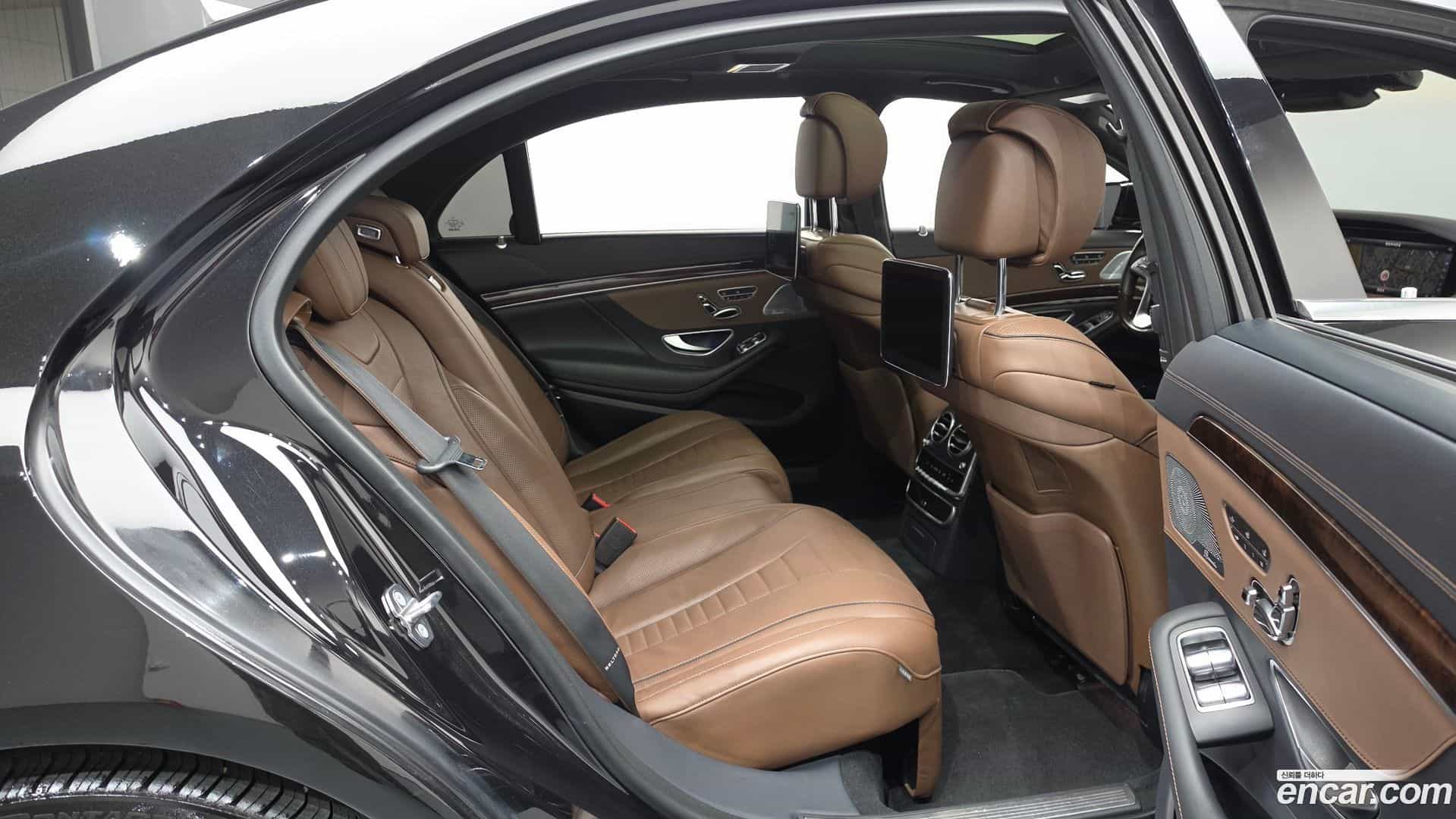 S-Class Mercedes-Benz 2018.8-OPTION-015