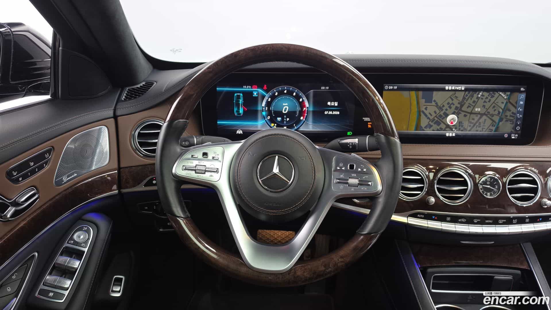 S-Class Mercedes-Benz 2018.8-OPTION-016