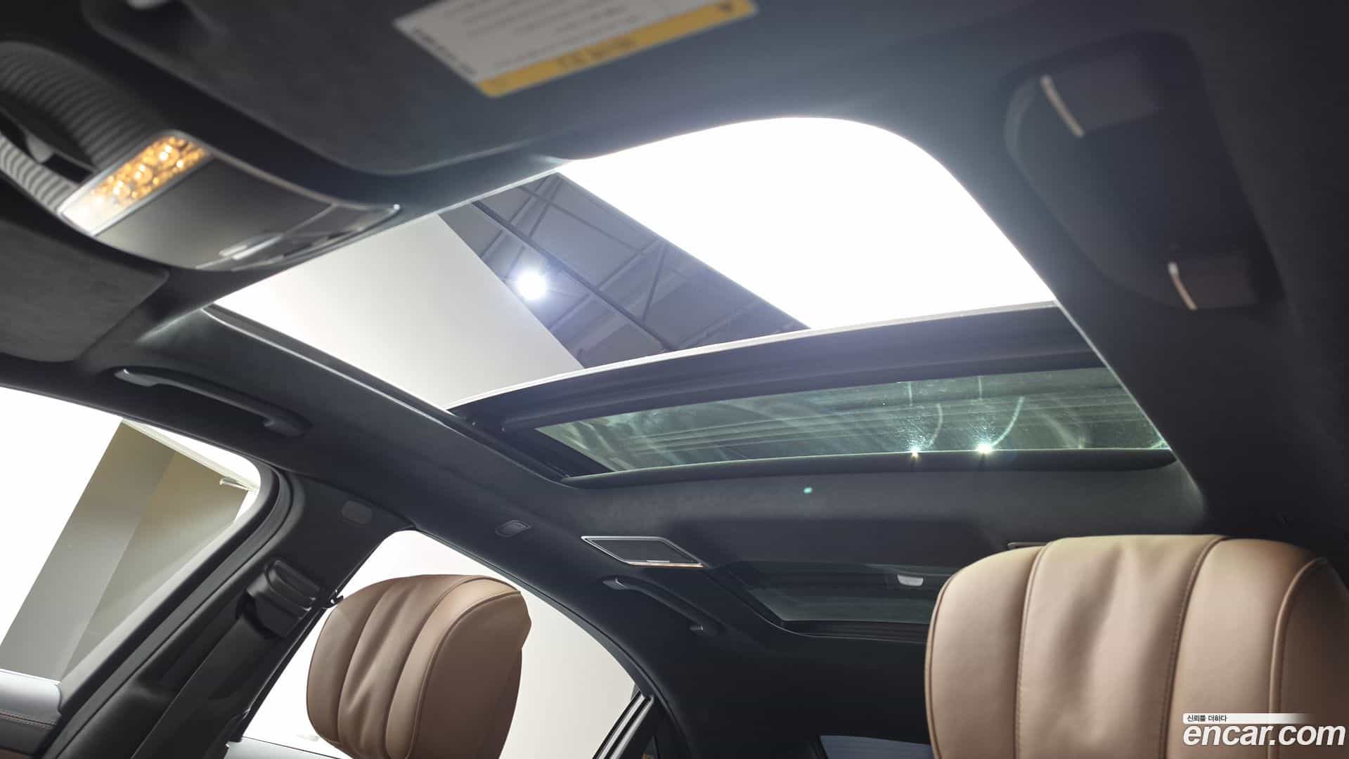S-Class Mercedes-Benz 2018.8-OPTION-022