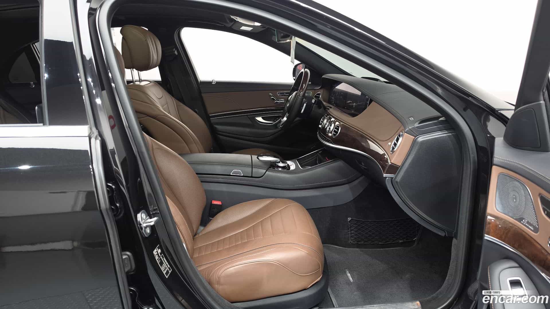 S-Class Mercedes-Benz 2018.8-INNER-036