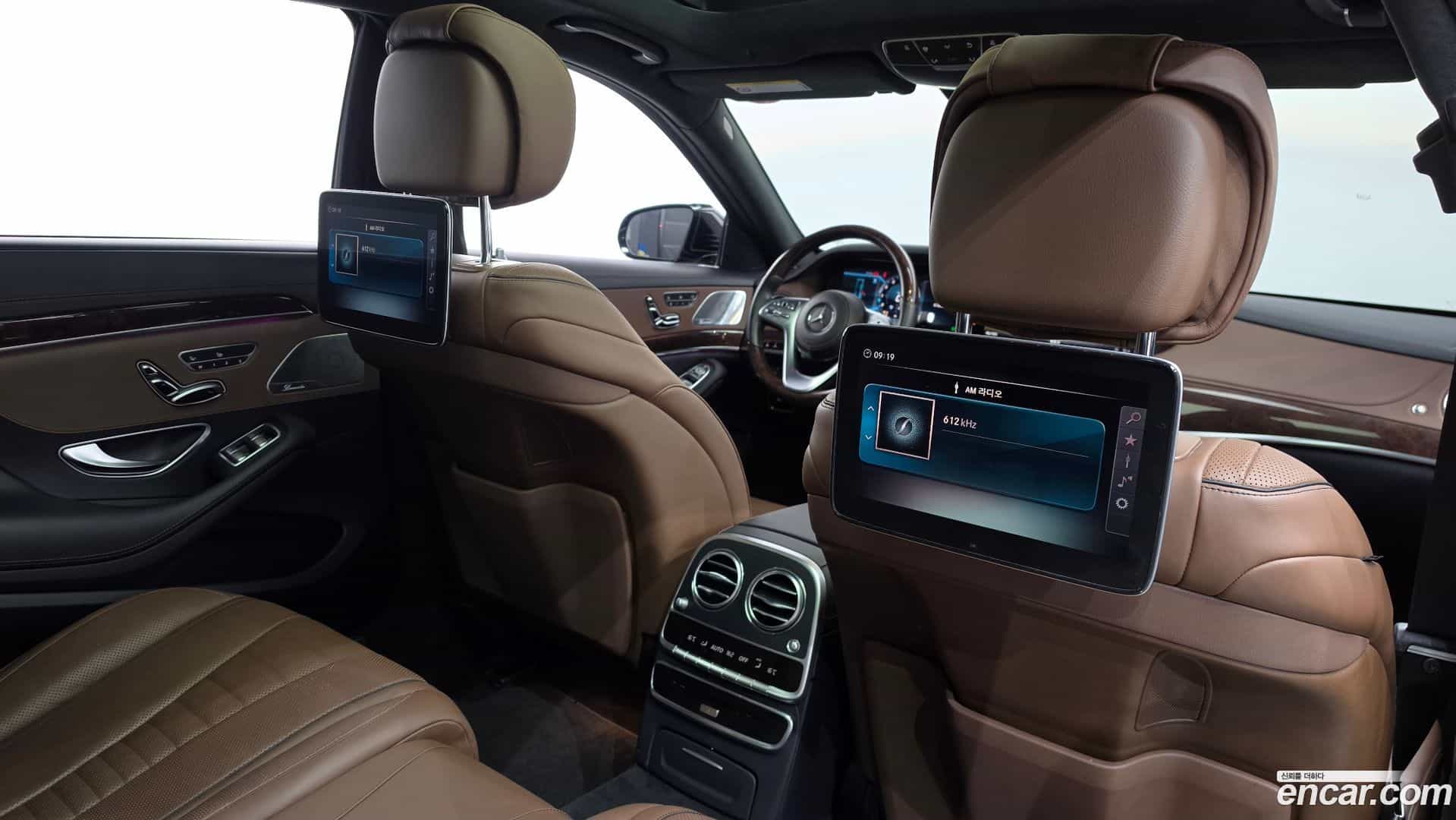 S-Class Mercedes-Benz 2018.8-OPTION-042