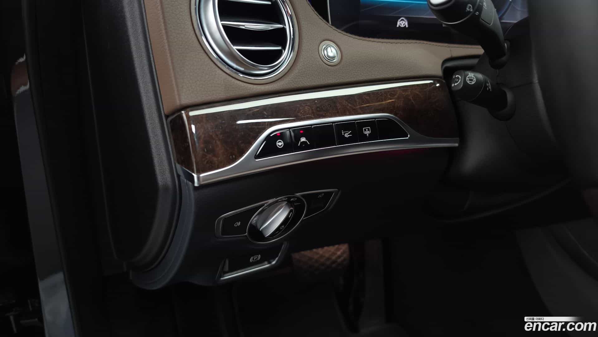 S-Class Mercedes-Benz 2018.8-OPTION-053