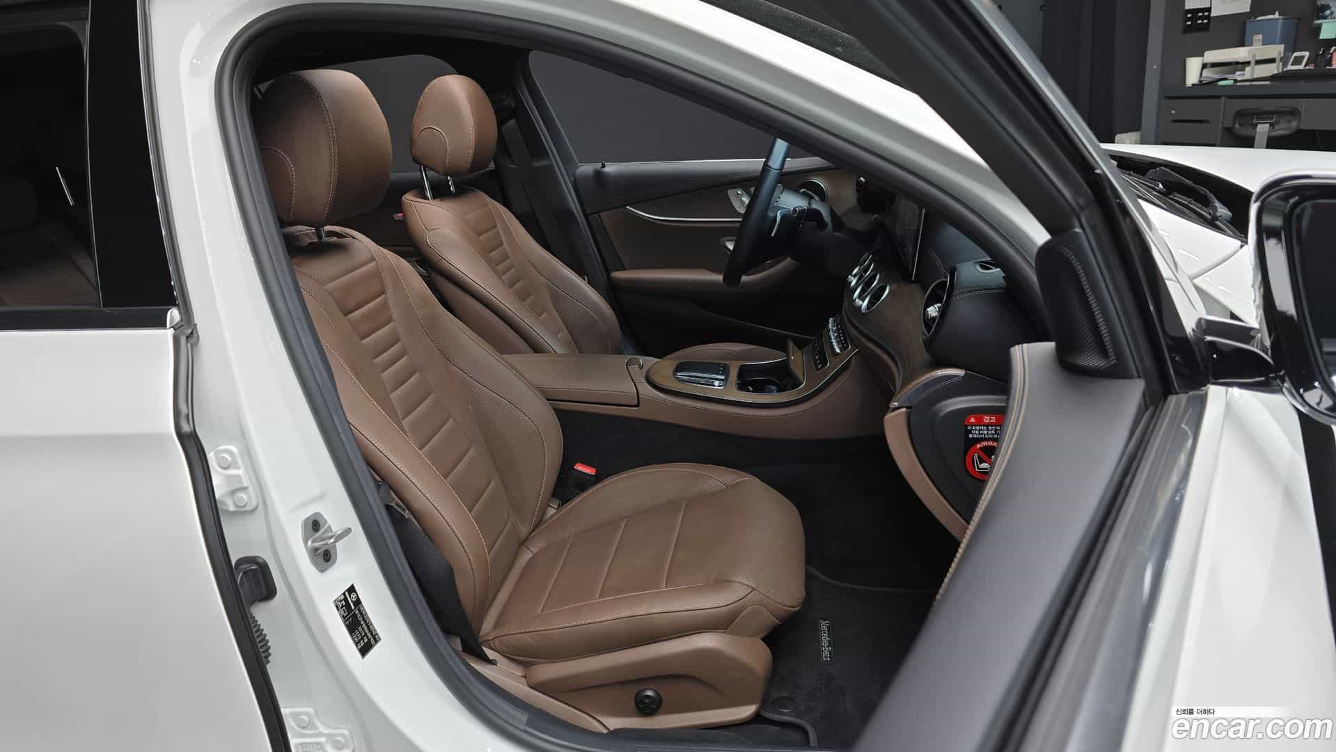 E-Class Mercedes-Benz 2021.7-OPTION-015