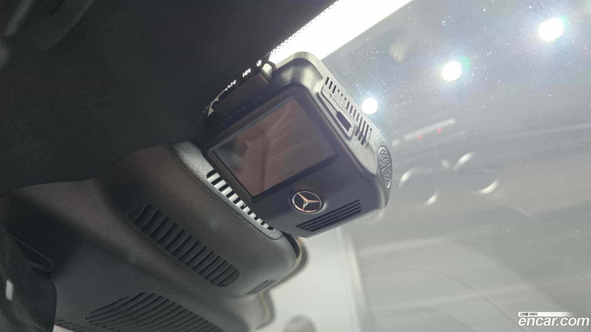 E-Class Mercedes-Benz 2021.7-OPTION-024
