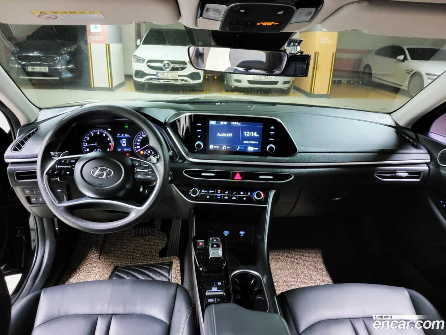 Sonata Hyundai 2019.4-INNER-010