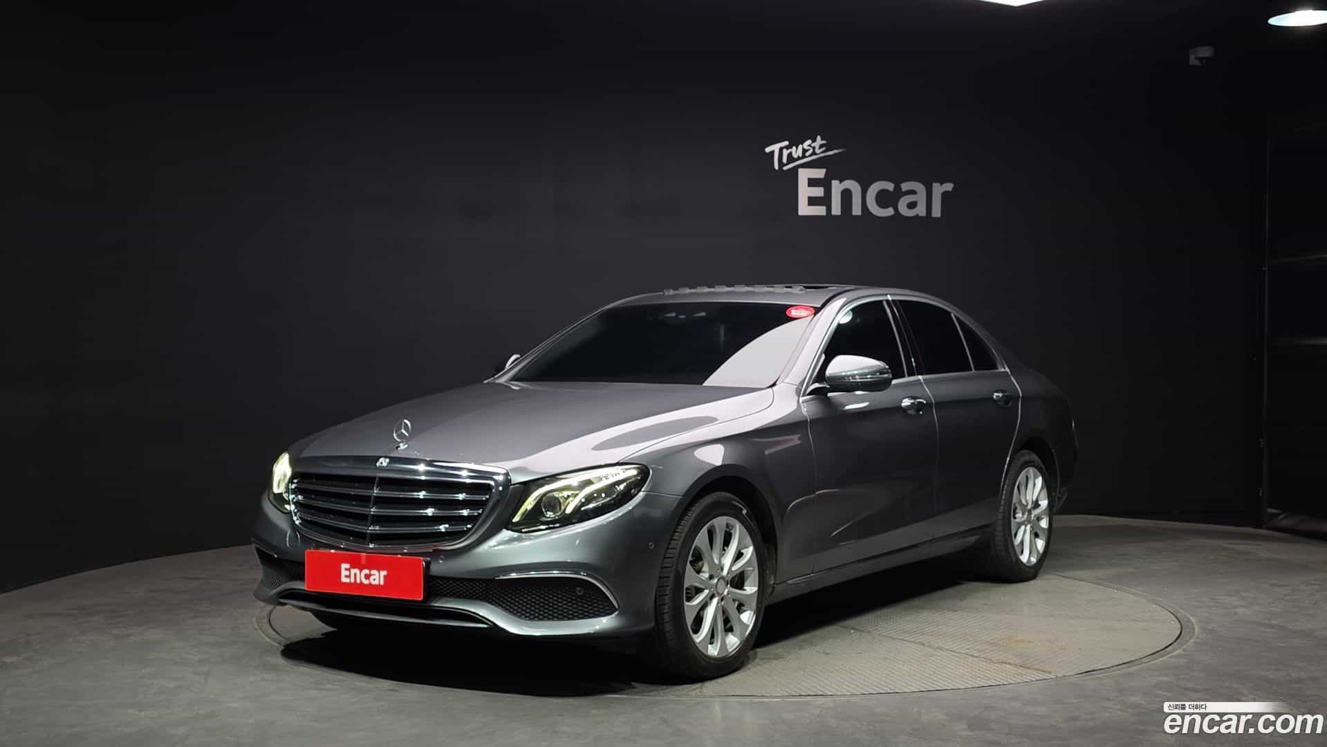 E-Class Mercedes-Benz 2018.4-OUTER-001