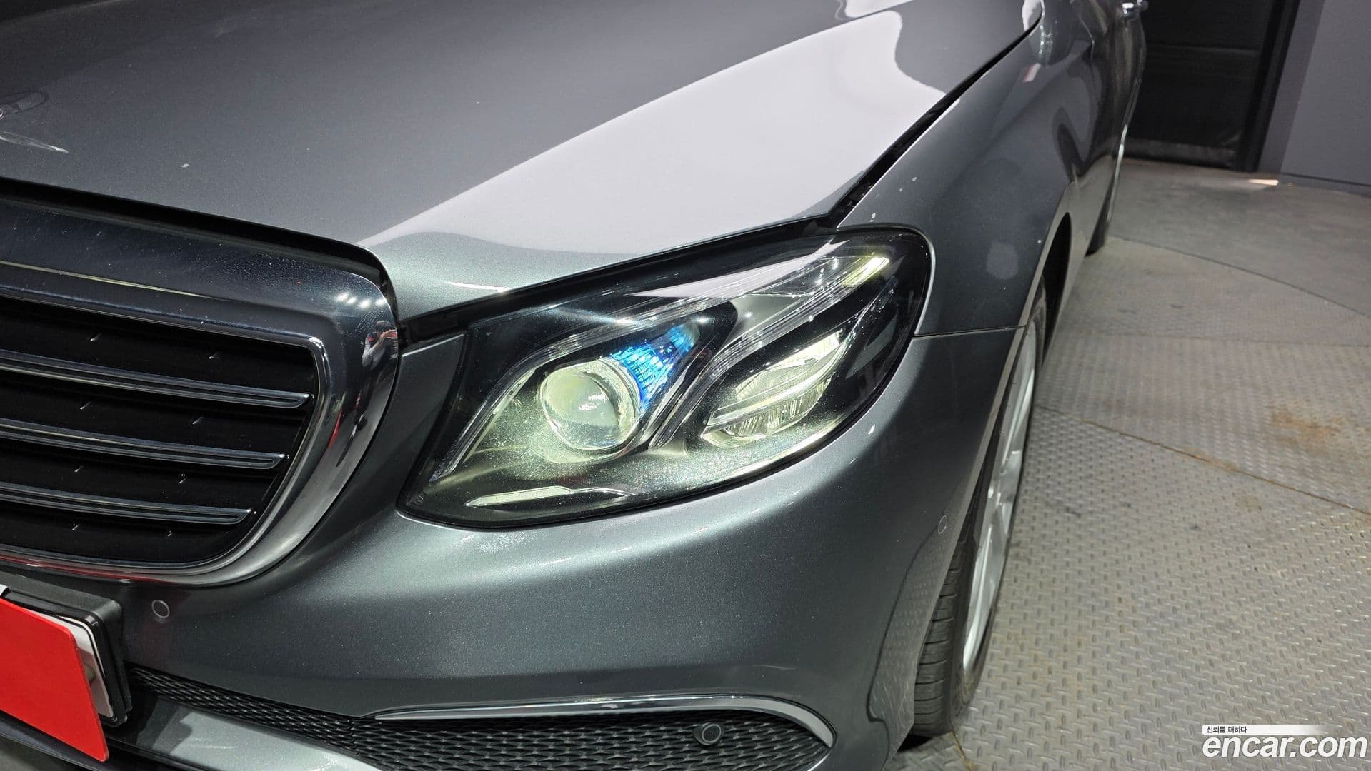 Main__Slider__Photo:E-Class Mercedes-Benz 2018.4-21