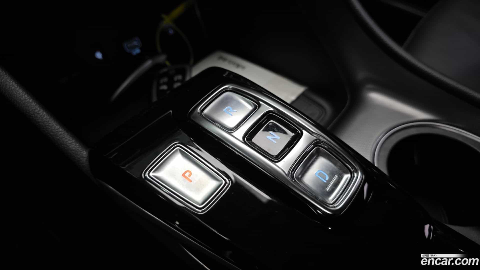 Sonata Hyundai 2022.2-INNER-009