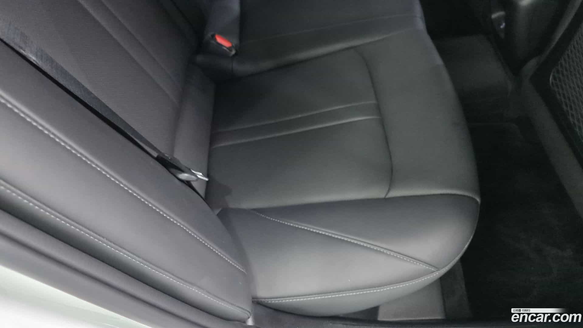 Sonata Hyundai 2022.2-INNER-036
