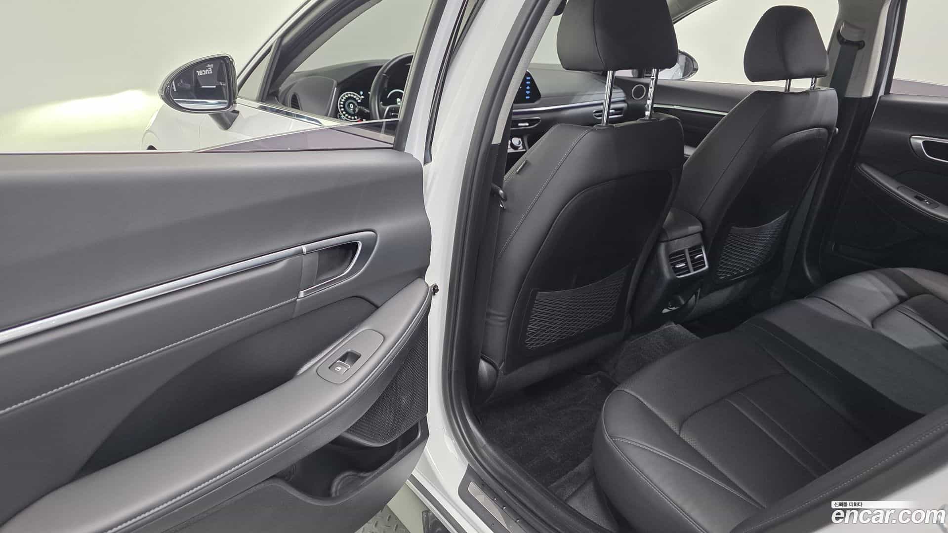 Sonata Hyundai 2022.2-OPTION-040