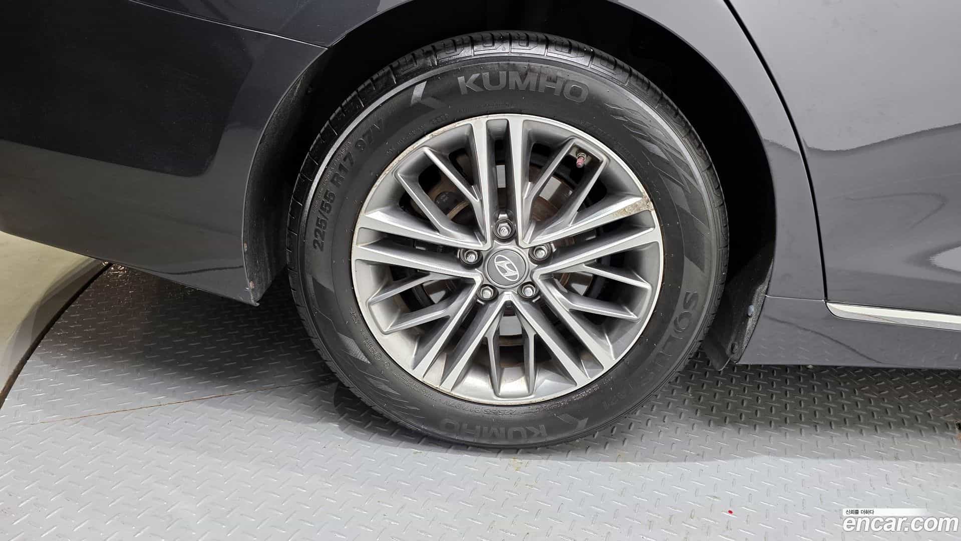 Grandeur Hyundai 2017.4-OUTER-005