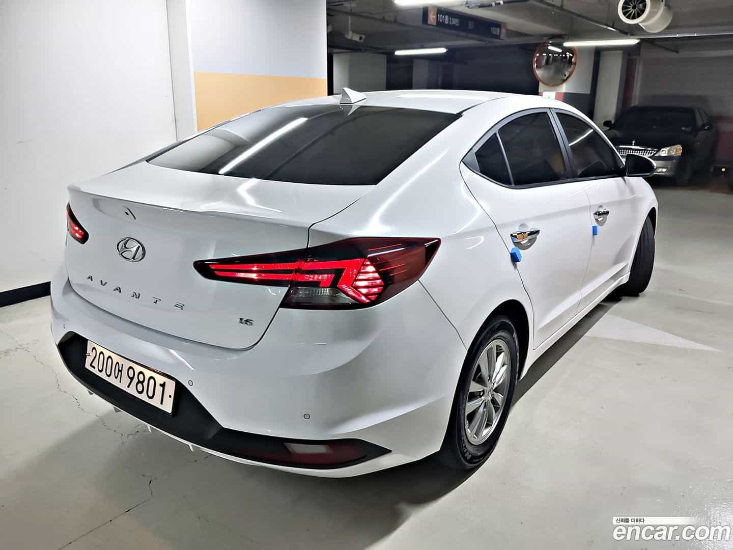 AVANTE Hyundai 2019.9-OUTER-005