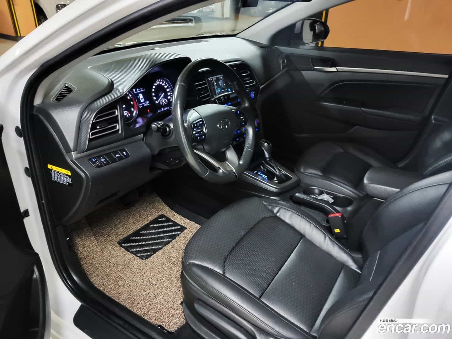 AVANTE Hyundai 2019.9-INNER-008