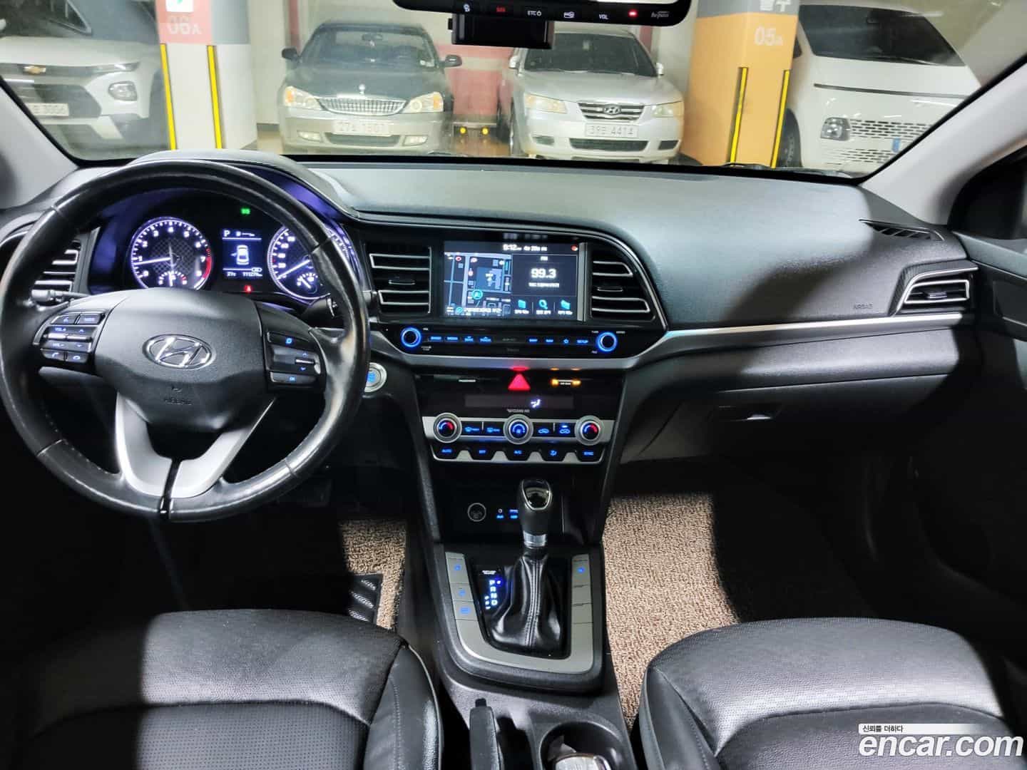 AVANTE Hyundai 2019.9-INNER-009