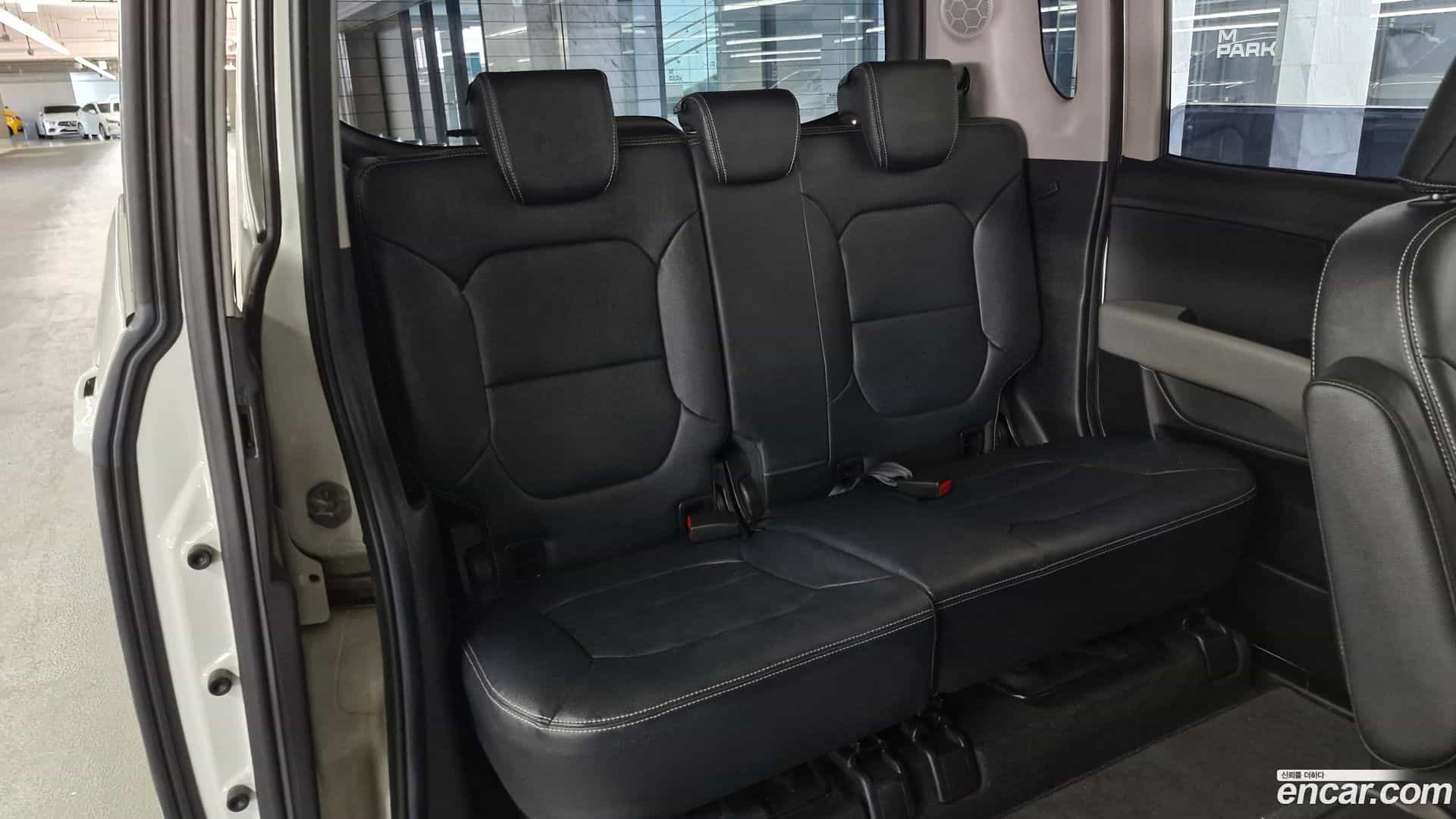 RAY Kia 2023.4-OPTION-016